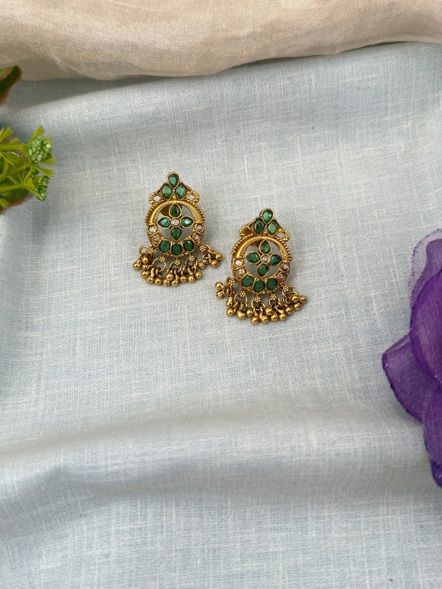 Royal Antique Stud Earrings 0871 - Mahilas