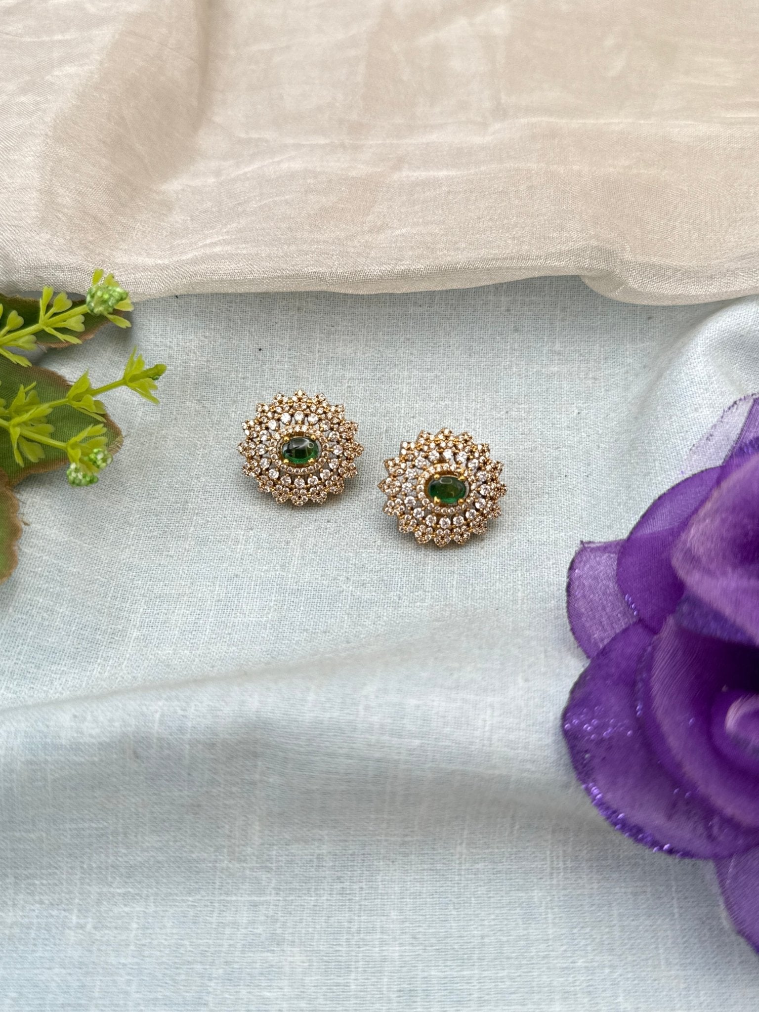 Royal Antique Stud Earrings 1075 - Mahilas