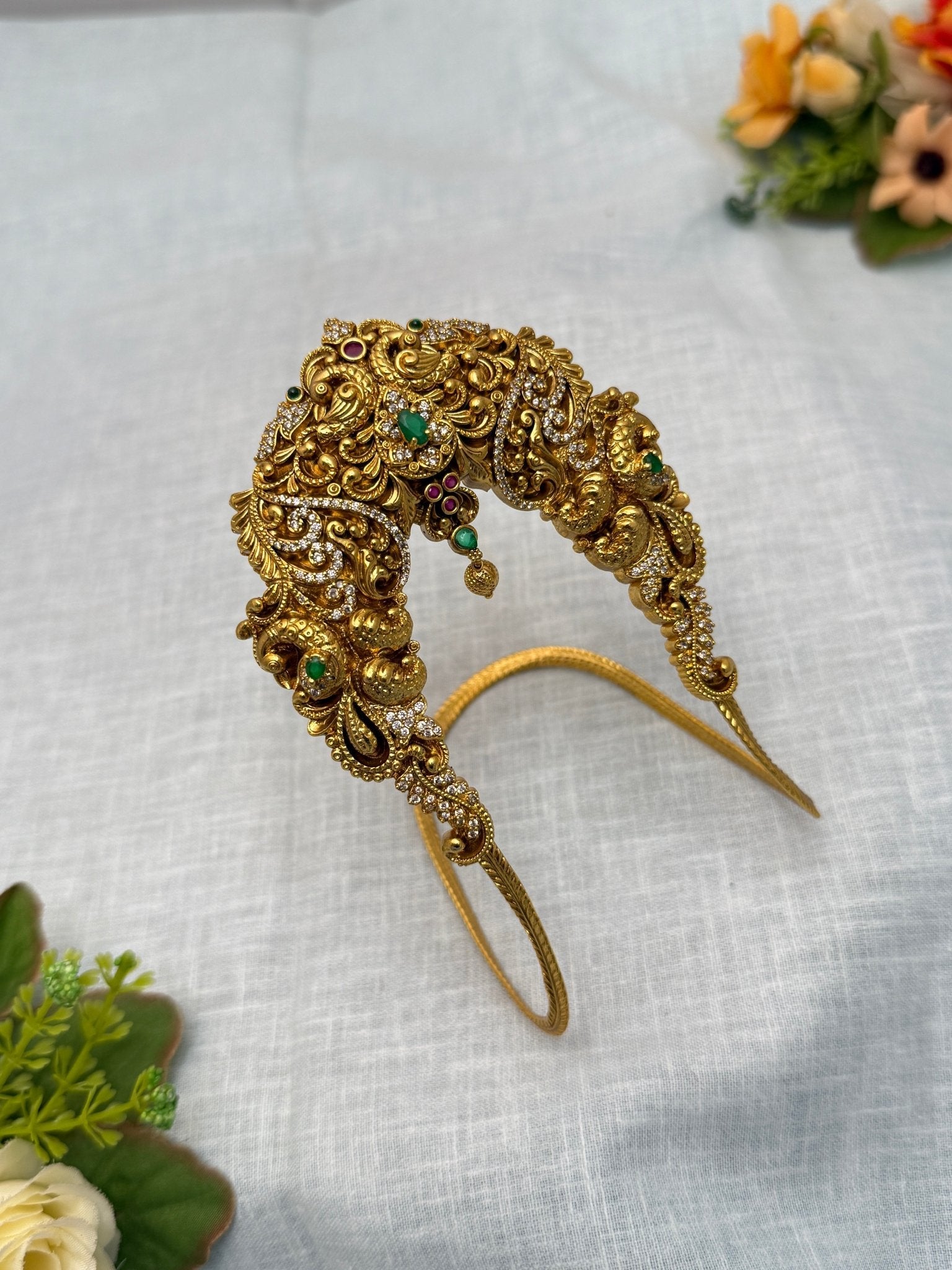 Royal Antique Vanki Bajubandh 4097 - Mahilas