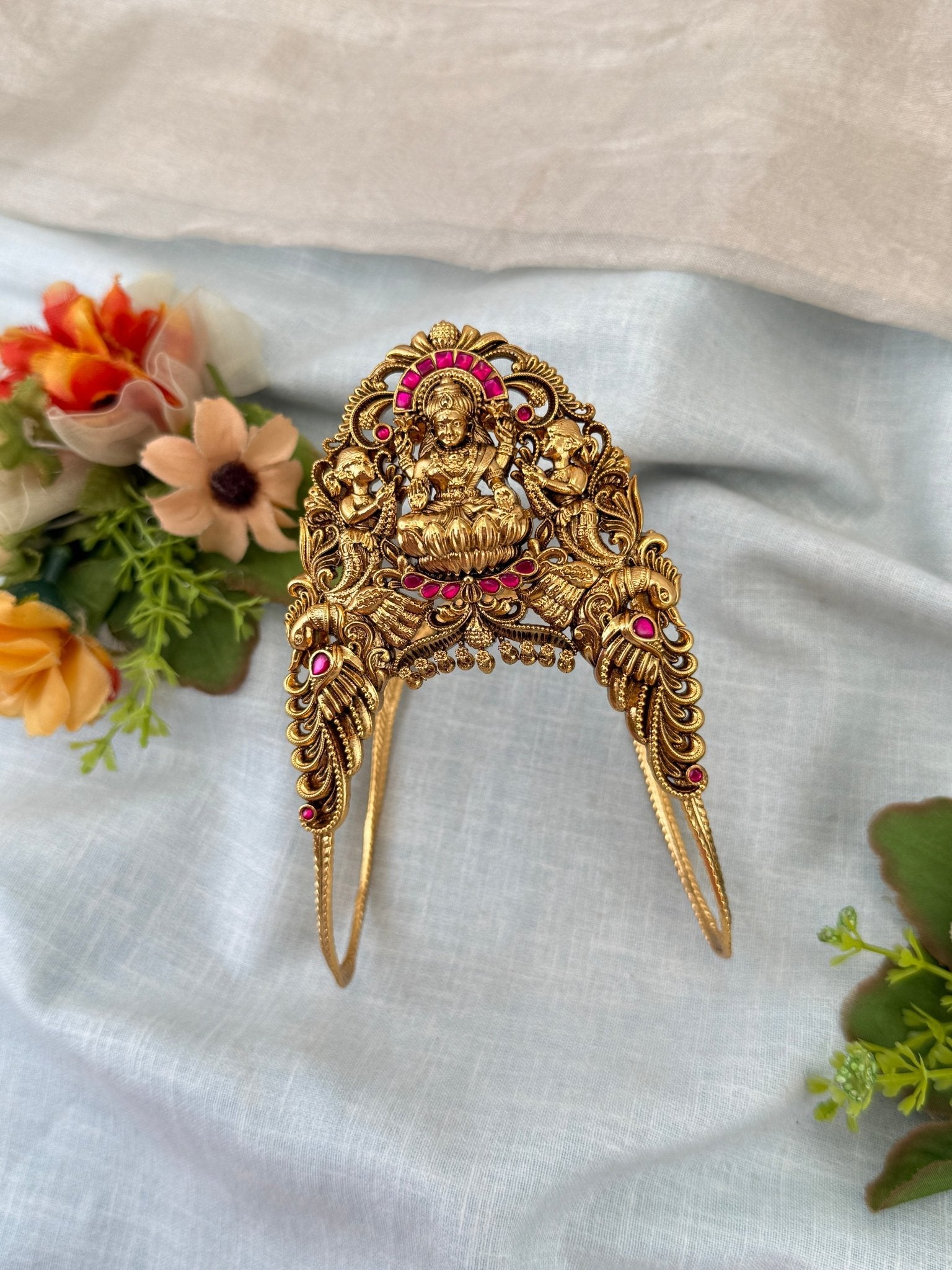Royal Antique Vanki Lakshmi Bajubandh 4180 - Mahilas