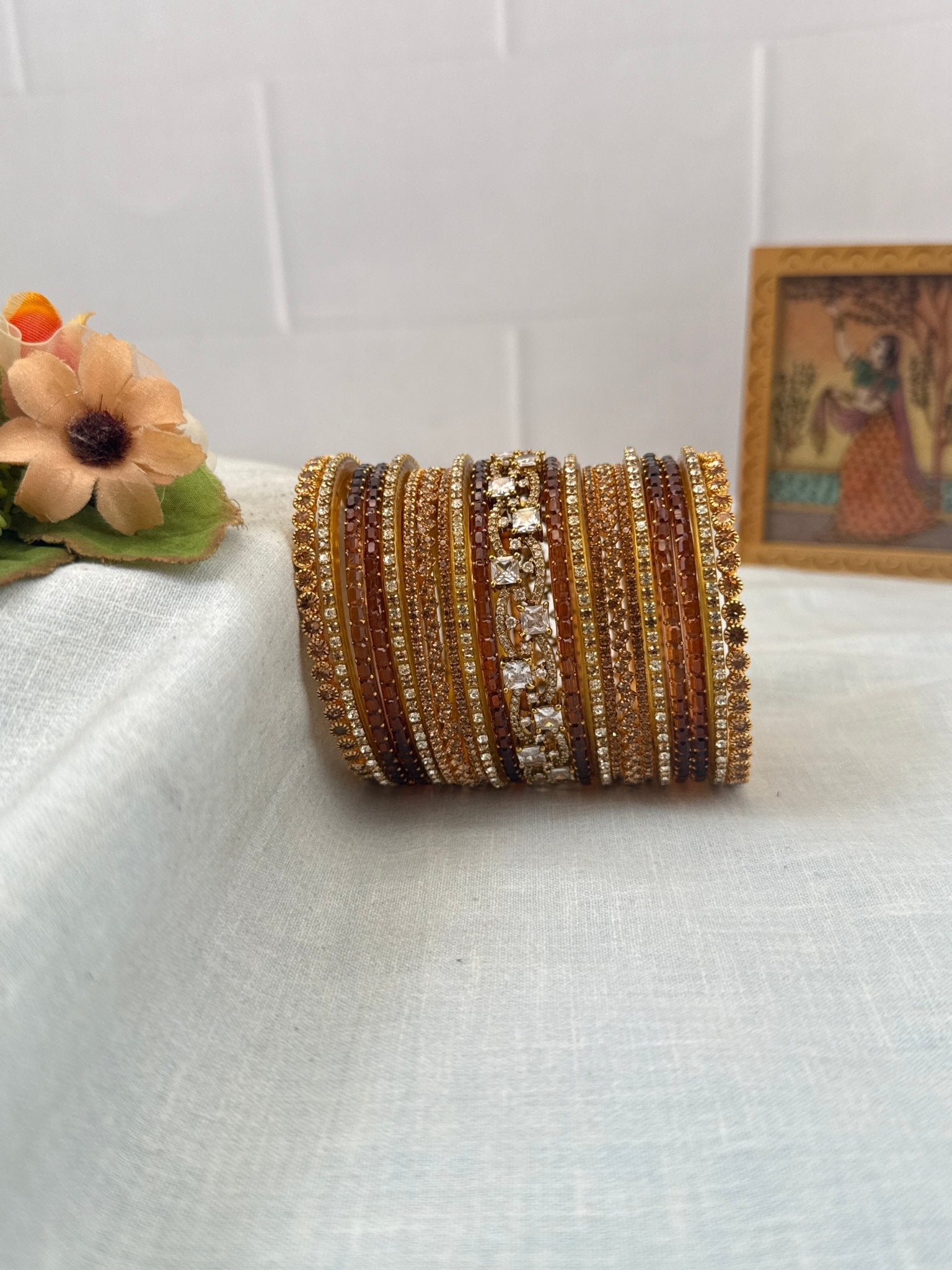 Royal Brown Antique Glass and Victorian Stone Bangle Set 5285 - Mahilas