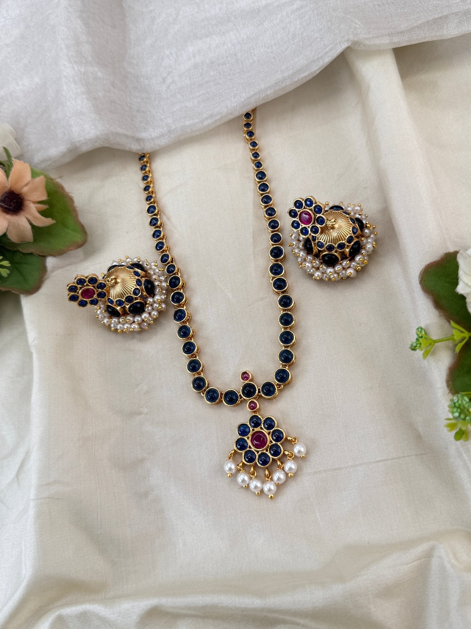 Royal Gold Like Antique Short Necklace Set 0980 - Mahilas
