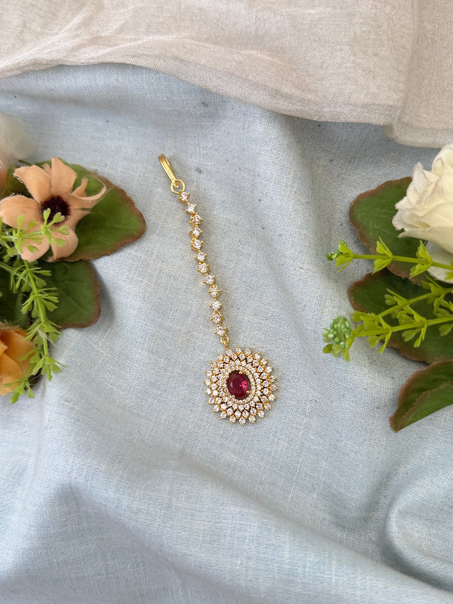 Royal Gold Stone Maang Tikka 645 - Mahilas