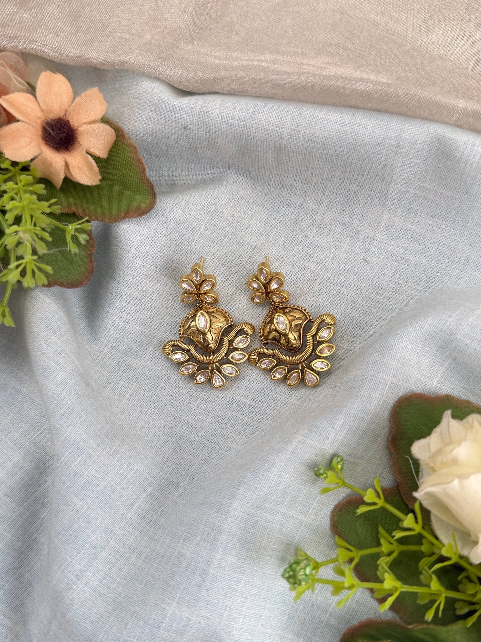 Royal Kundan Earrings 0286 - Mahilas