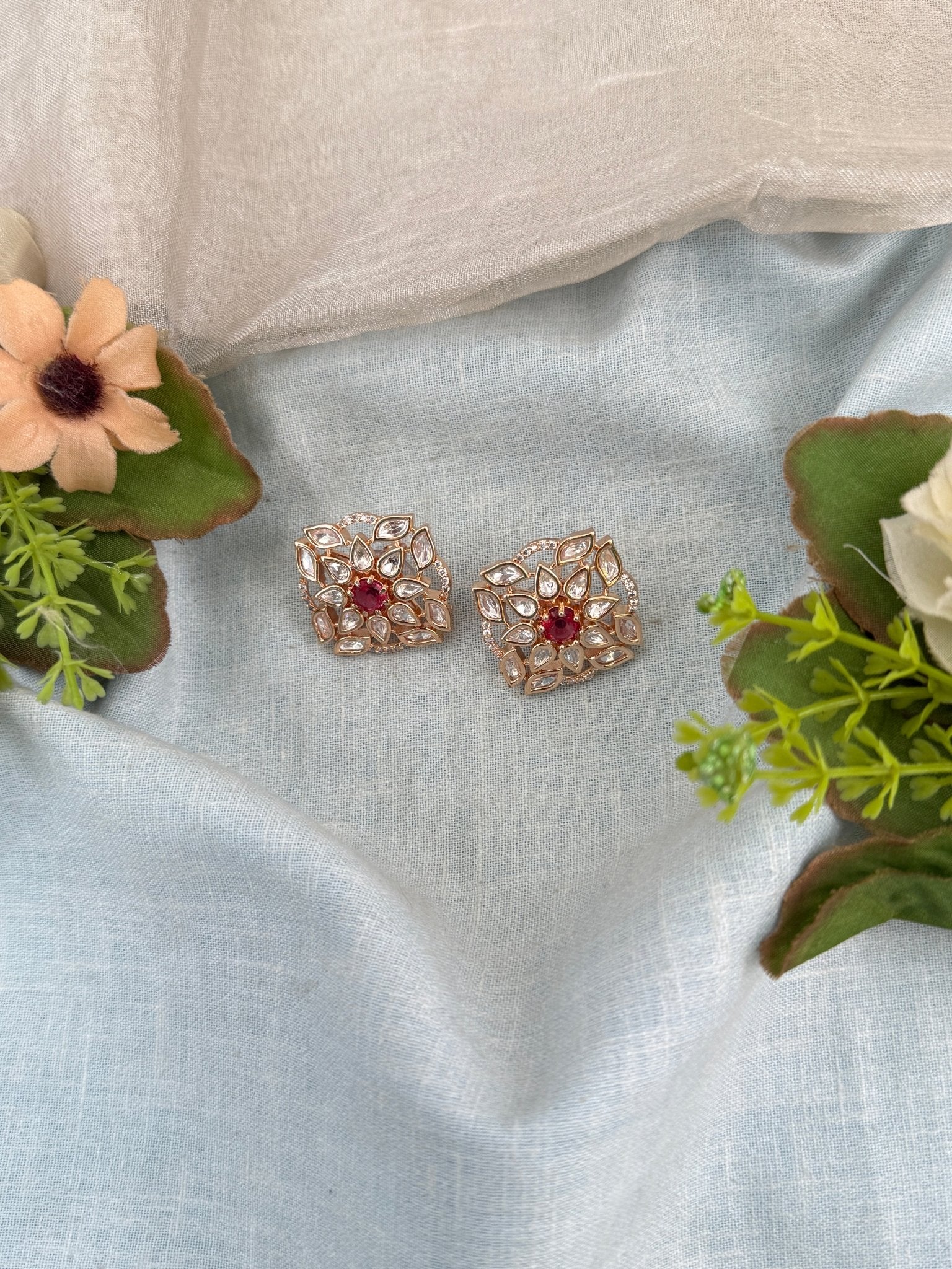 Royal Kundan Stud Earrings 0264 - Mahilas