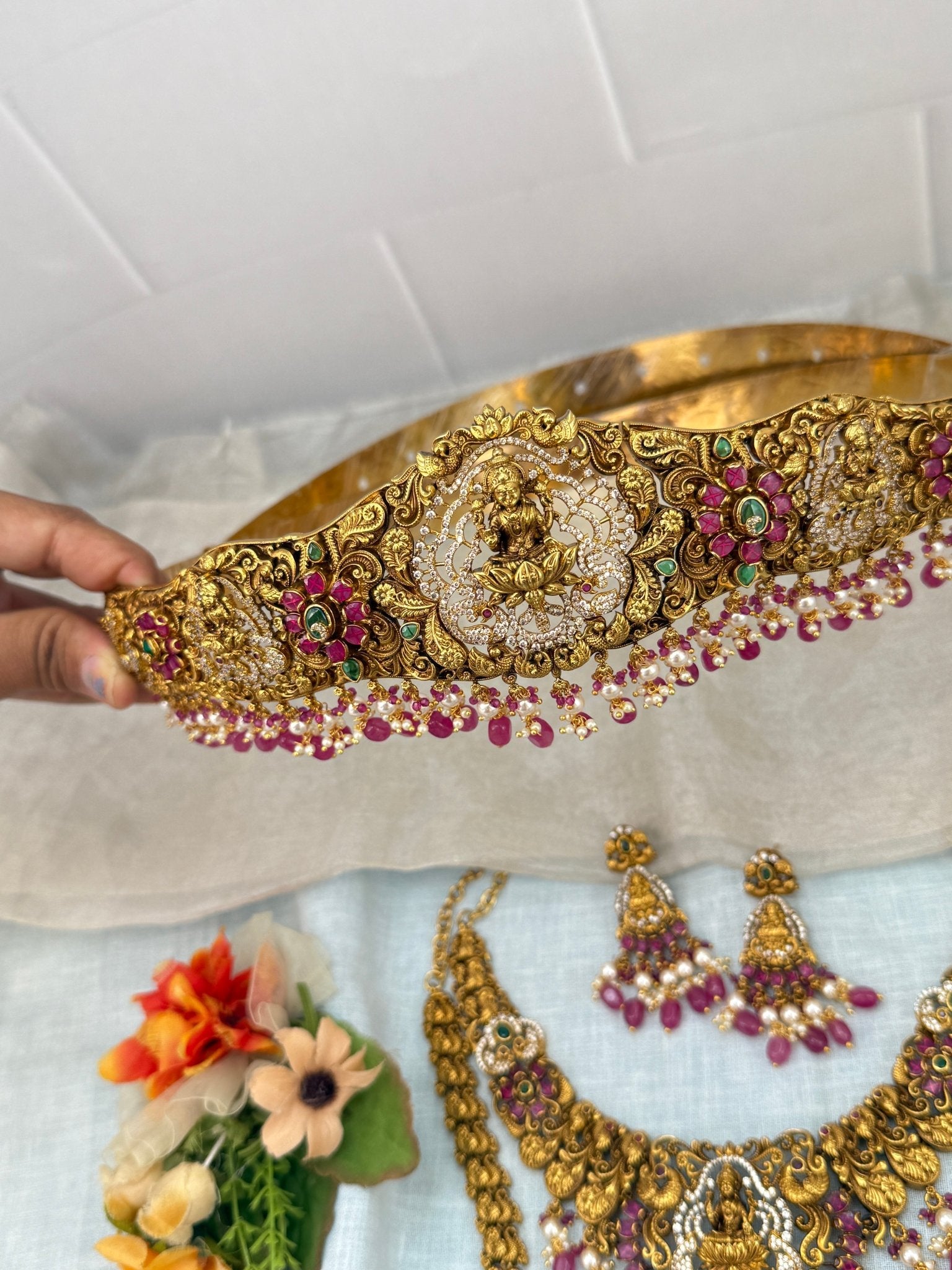 Royal Lakshmi Pendant Bridal Full Necklace Set 0914 - Mahilas