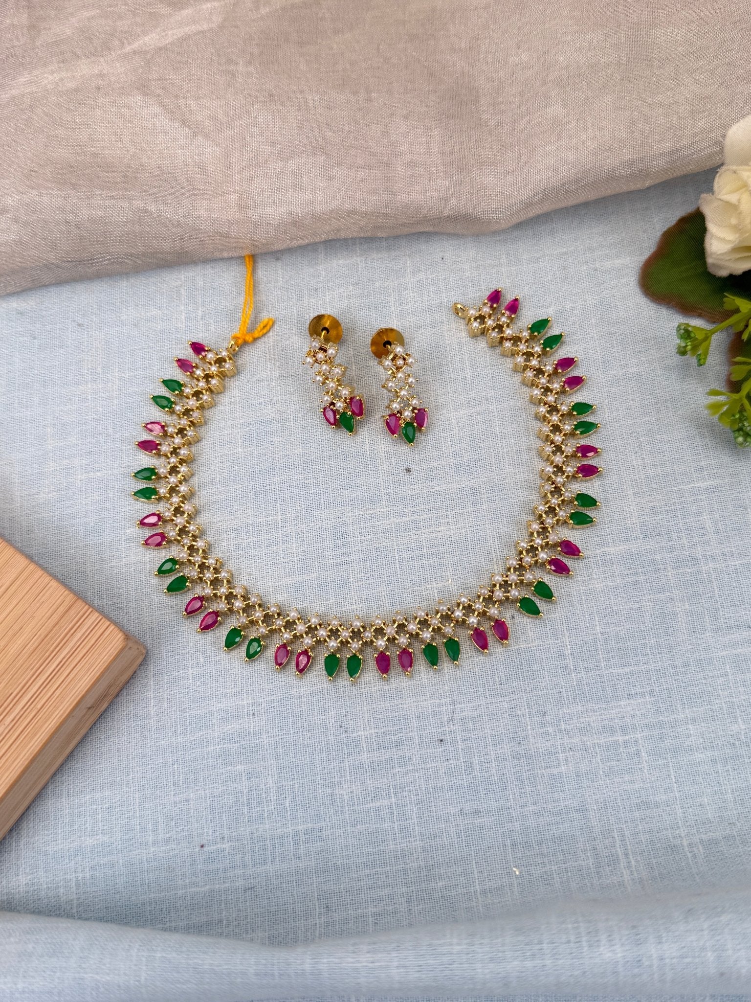 Royal Pearl Stone Short Necklace Set 560 - Mahilas