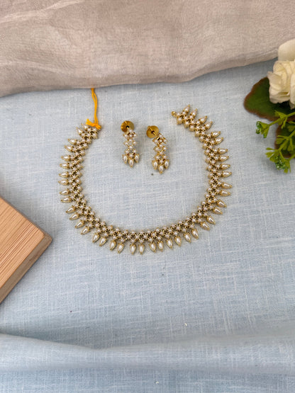 Royal Pearl Stone Short Necklace Set 561 - Mahilas