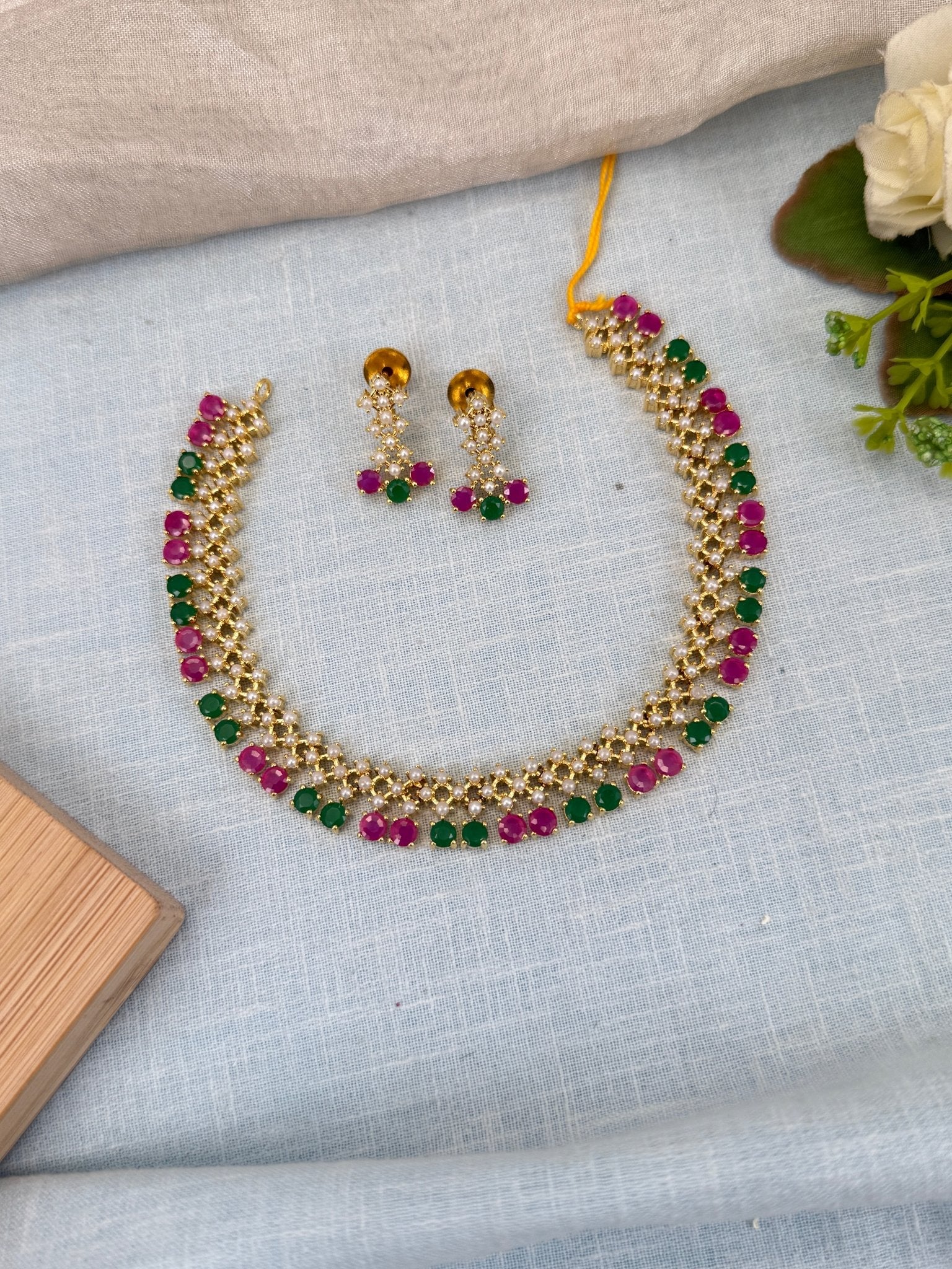 Royal Pearl Stone Short Necklace Set 568 - Mahilas