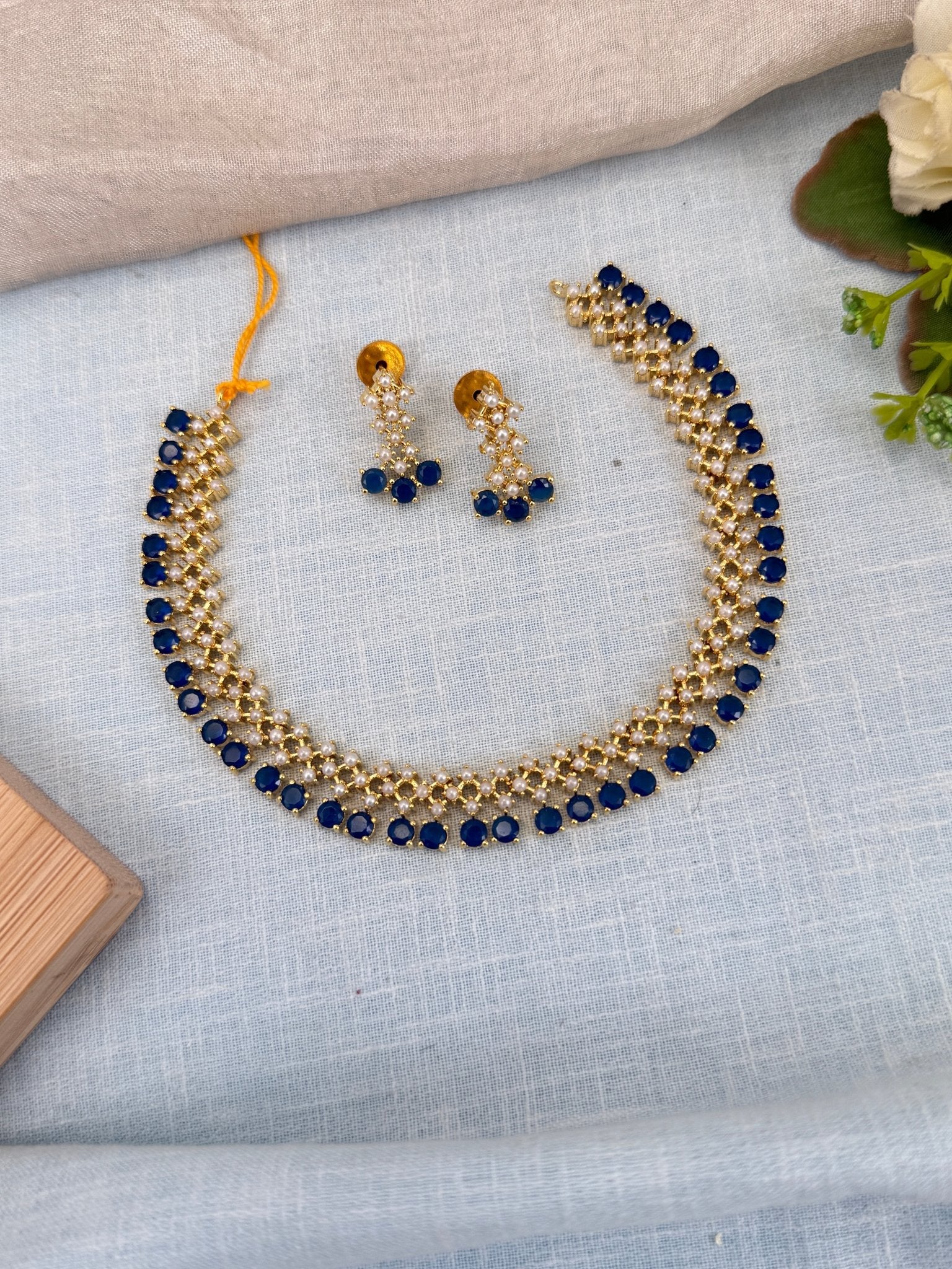 Royal Pearl Stone Short Necklace Set 570 - Mahilas