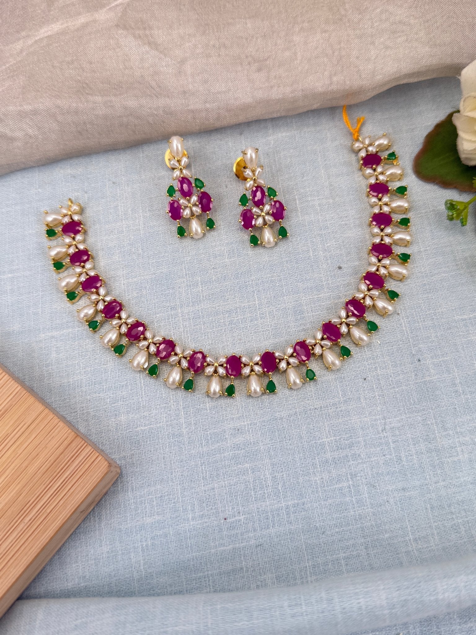 Royal Pearl Stone Short Necklace Set 575 - Mahilas