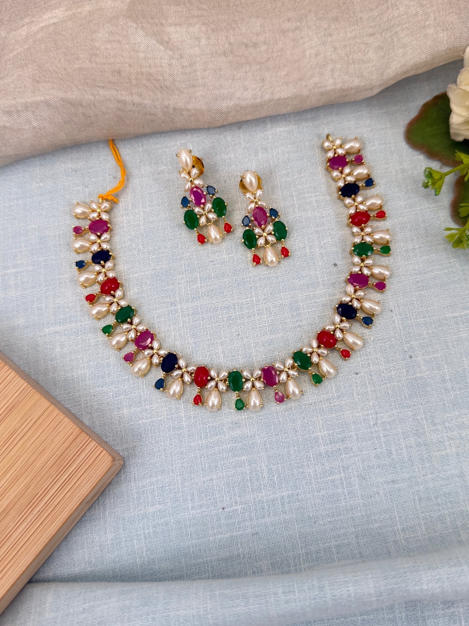 Royal Pearl Stone Short Necklace Set 577 - Mahilas