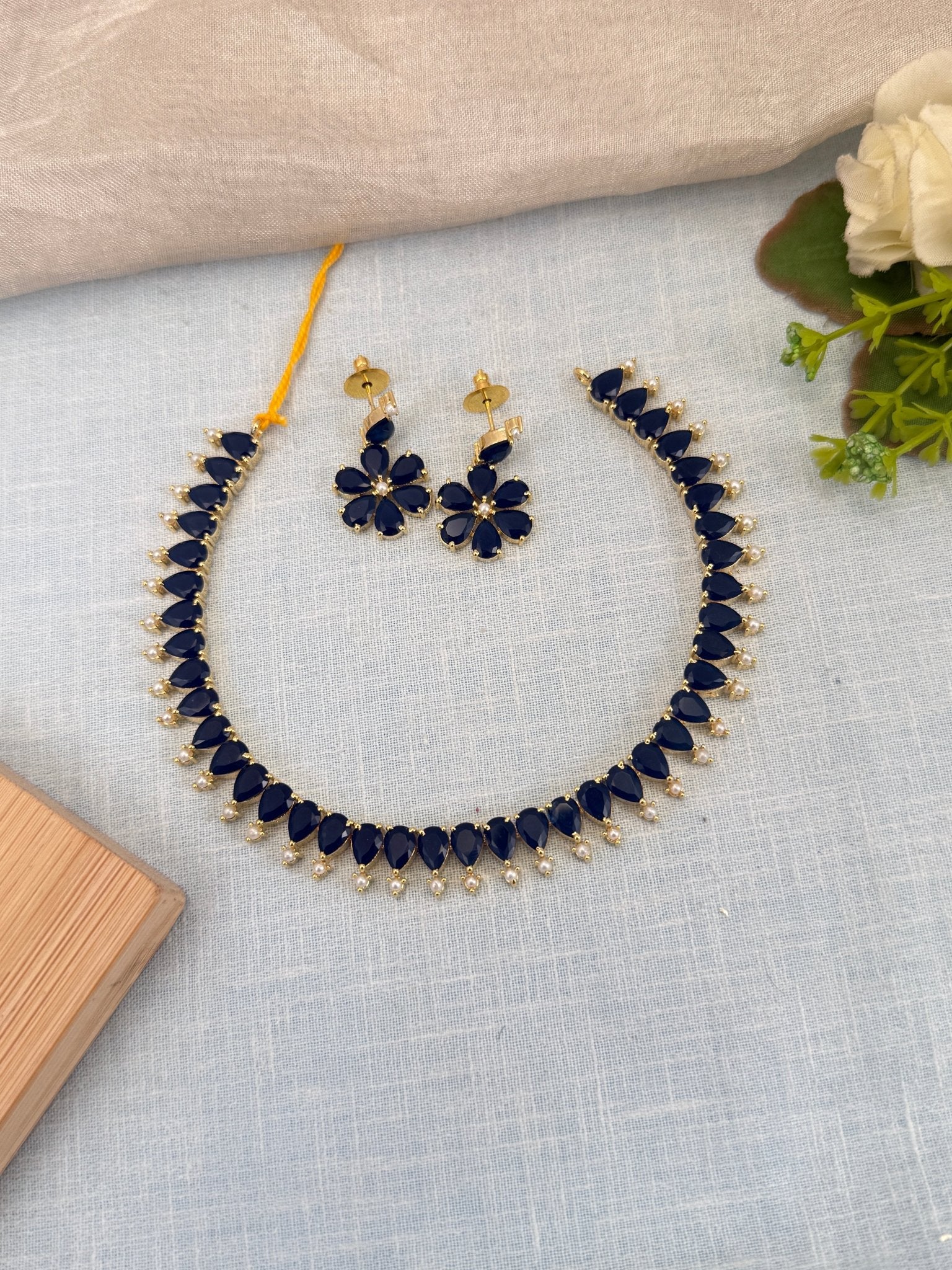 Royal Pearl Stone Short Necklace Set 587 - Mahilas