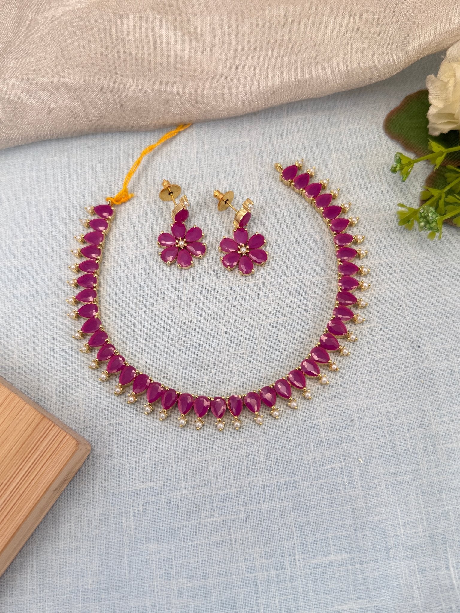 Royal Pearl Stone Short Necklace Set 588 - Mahilas