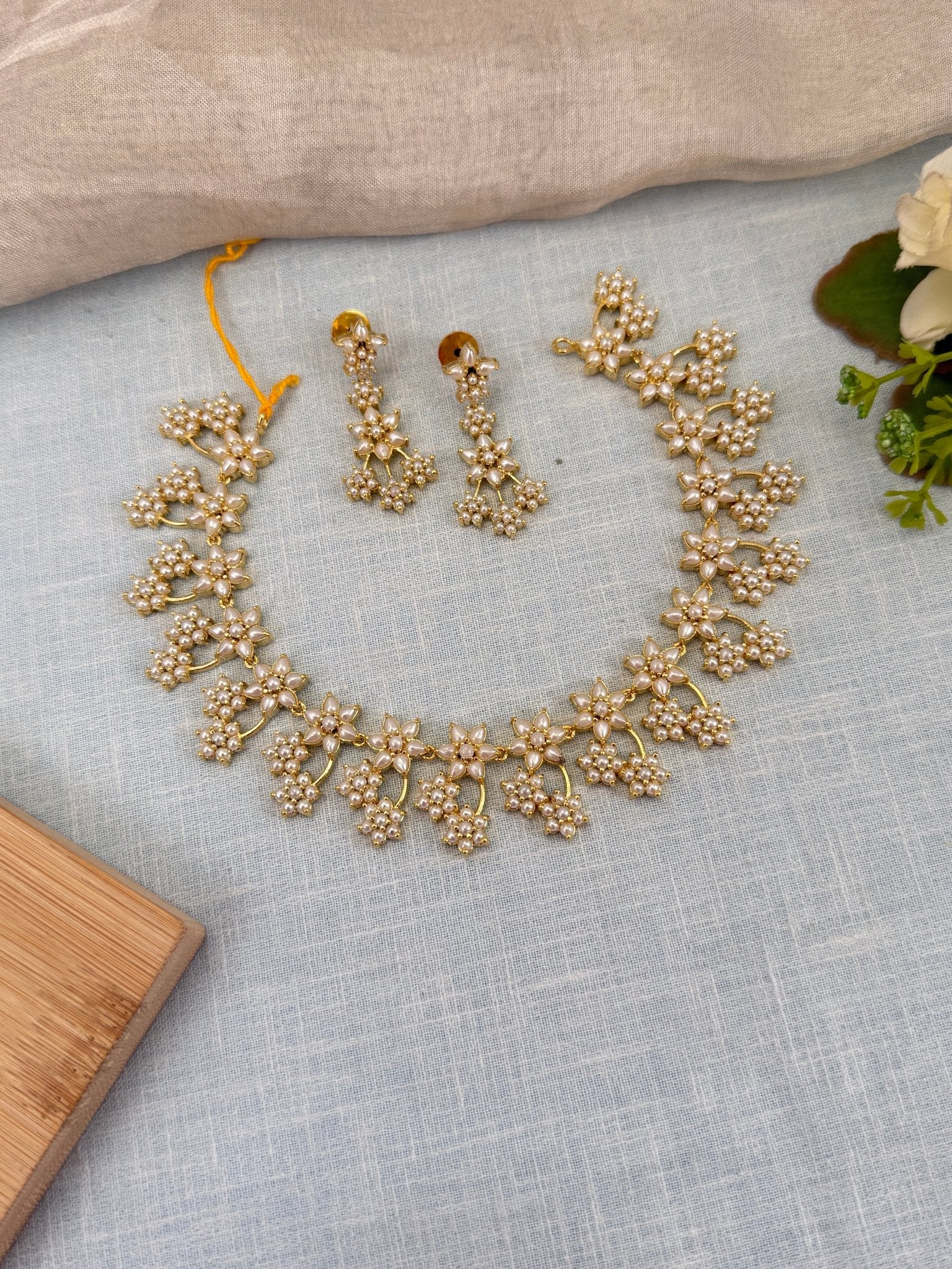 Royal Pearl Stone Short Necklace Set 596 - Mahilas
