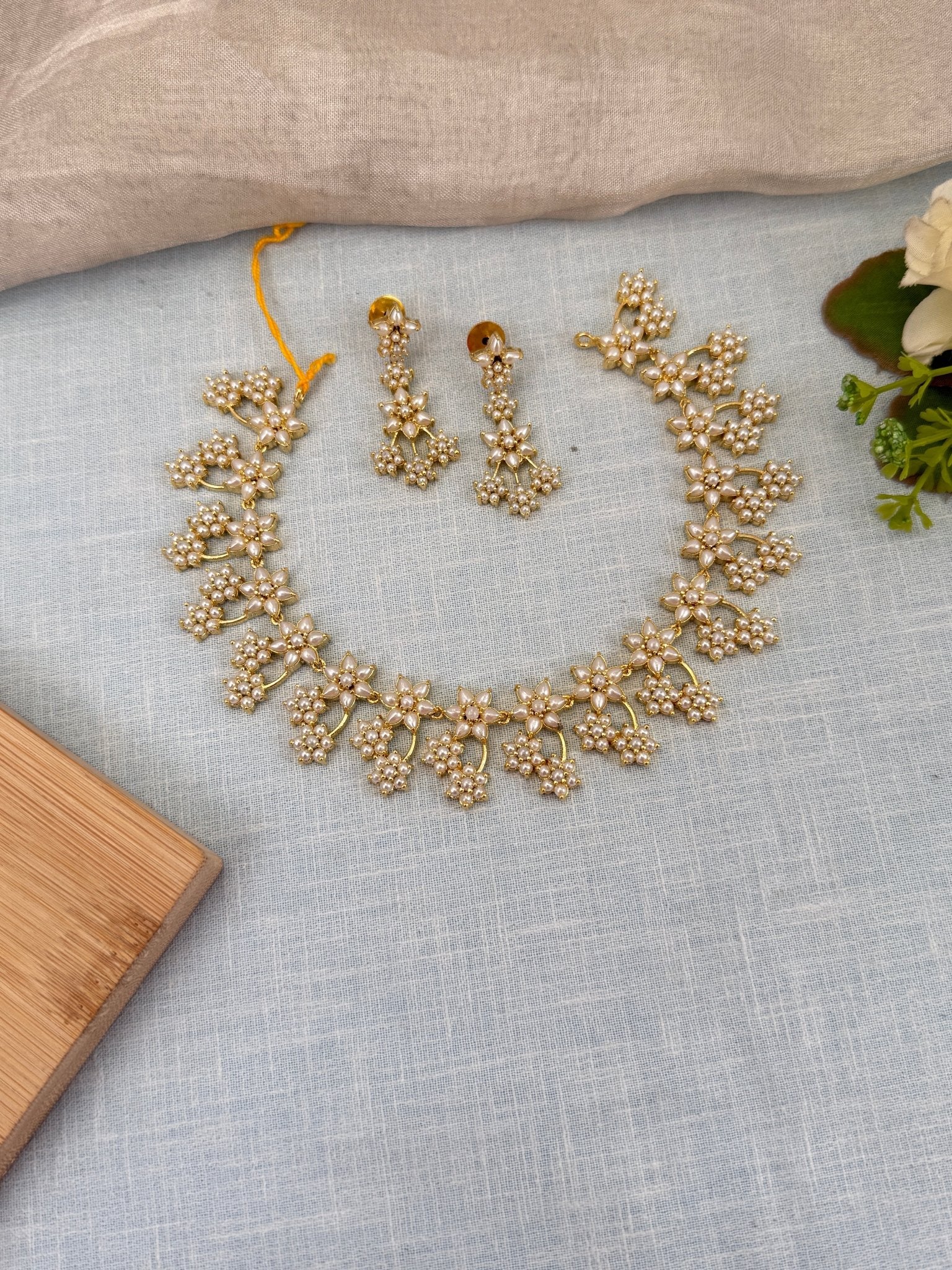 Royal Pearl Stone Short Necklace Set 596 - Mahilas