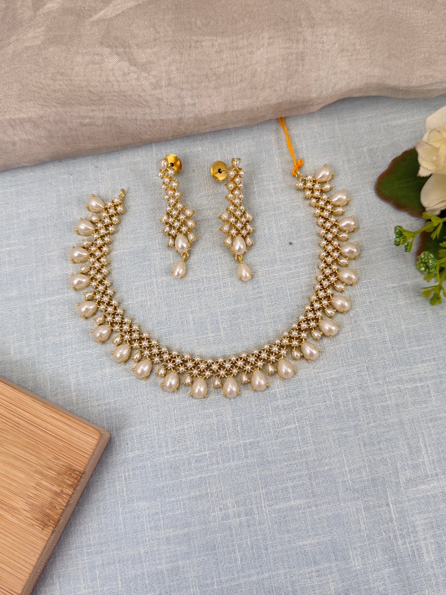 Royal Pearl Stone Short Necklace Set 597 - Mahilas