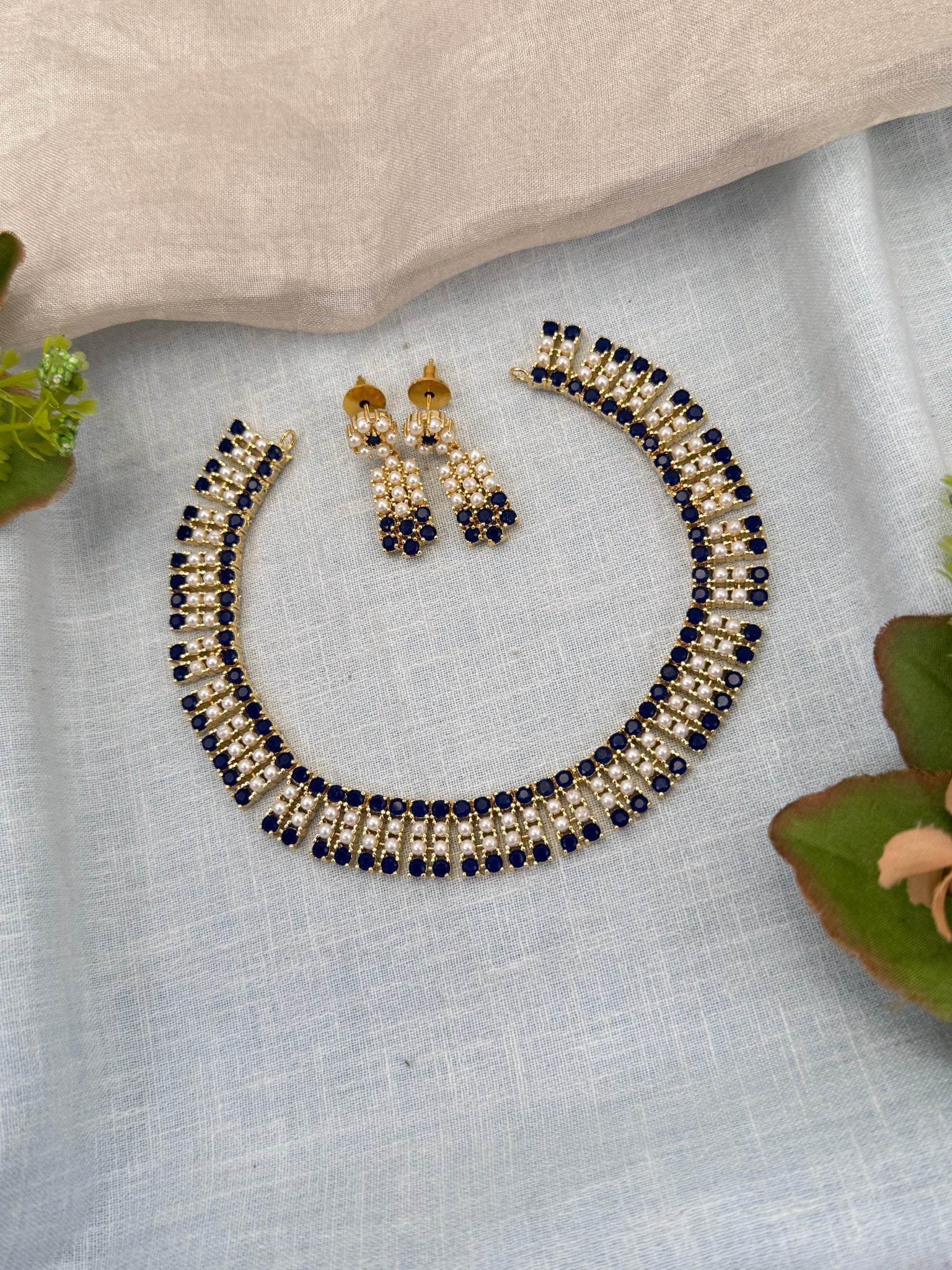 Royal Pearl Stone Short Necklace Set 651 - Mahilas