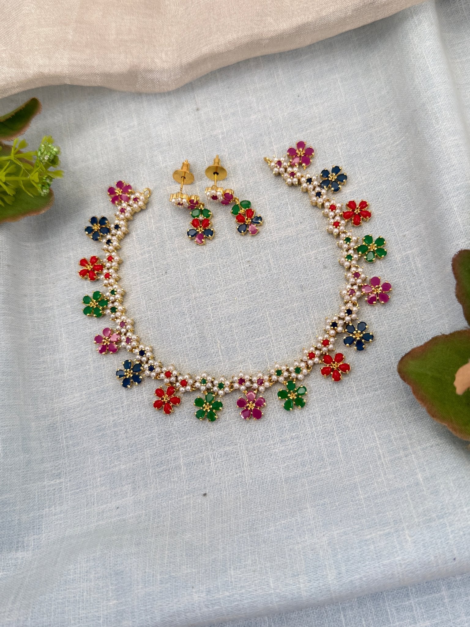 Royal Pearl Stone Short Necklace Set 666 - Mahilas