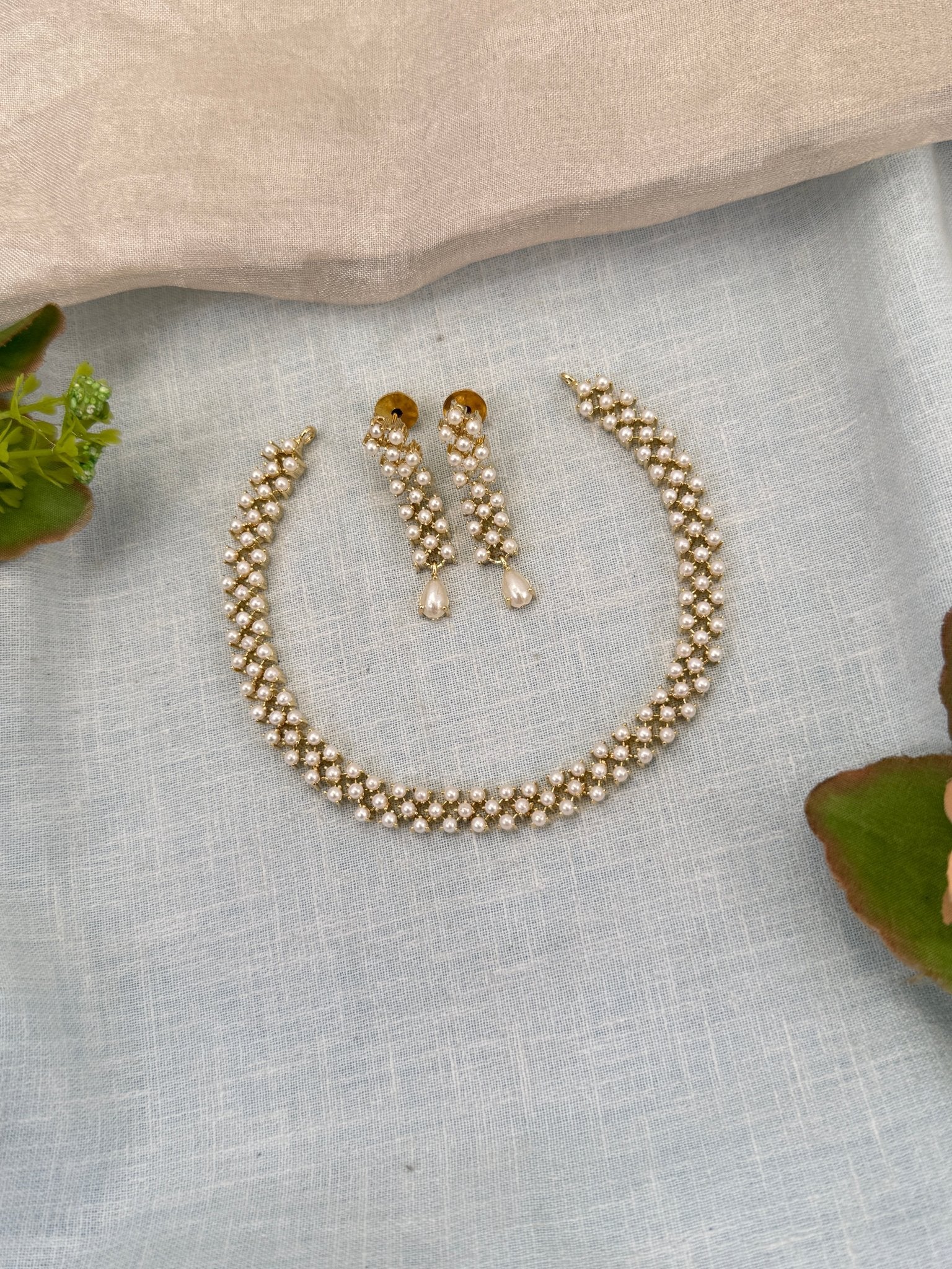 Royal Pearl Stone Short Necklace Set 675 - Mahilas