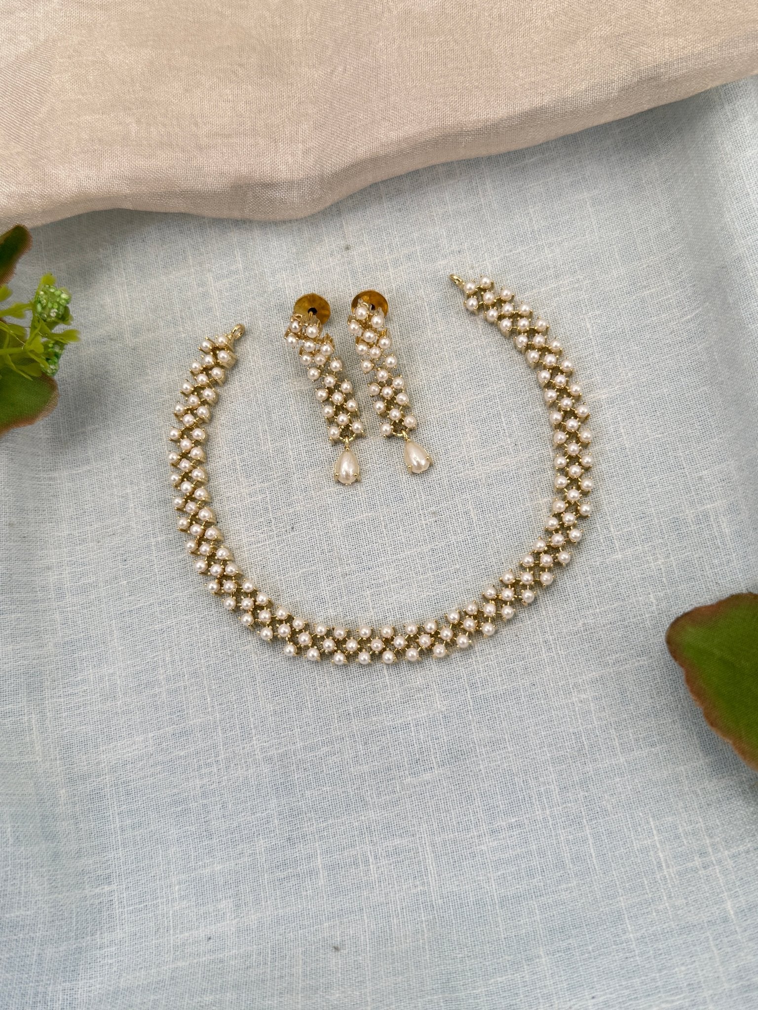 Royal Pearl Stone Short Necklace Set 675 - Mahilas