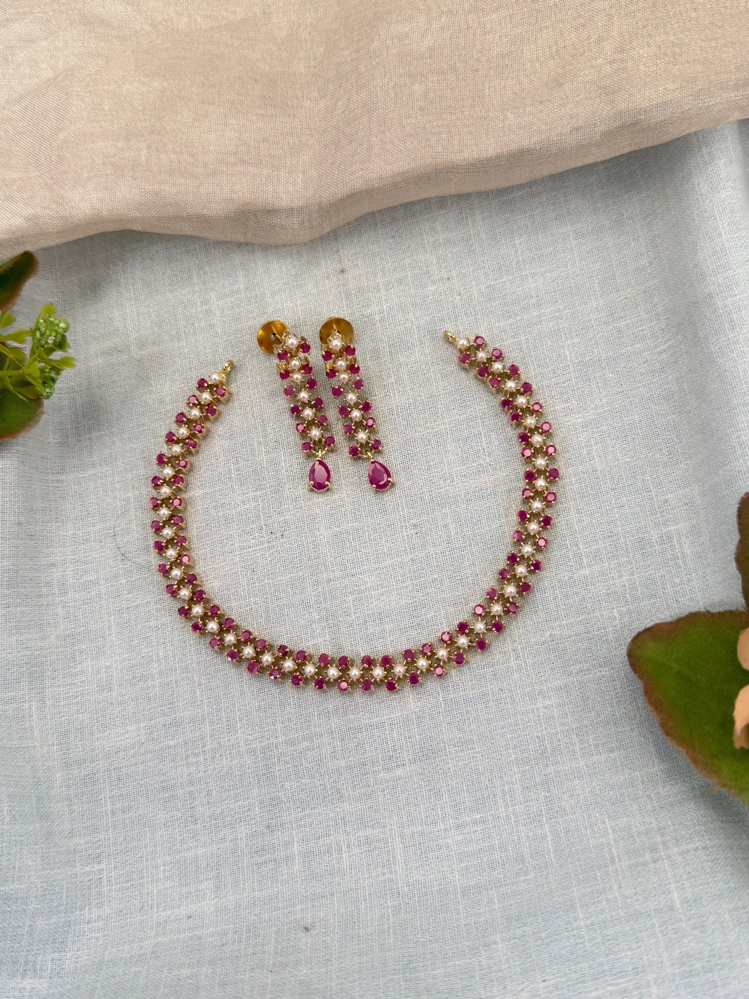 Royal Pearl Stone Short Necklace Set 678 - Mahilas