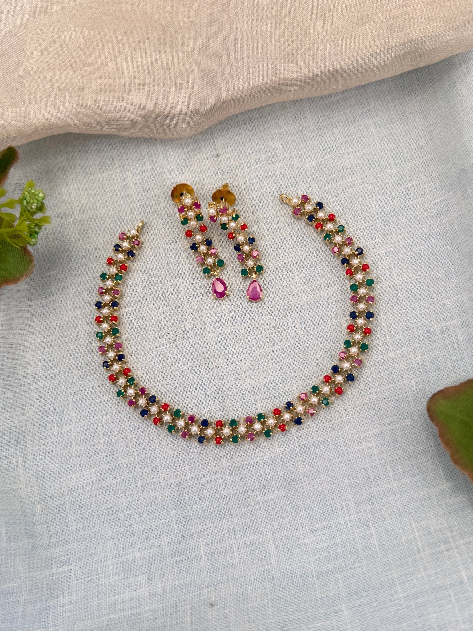 Royal Pearl Stone Short Necklace Set 681 - Mahilas