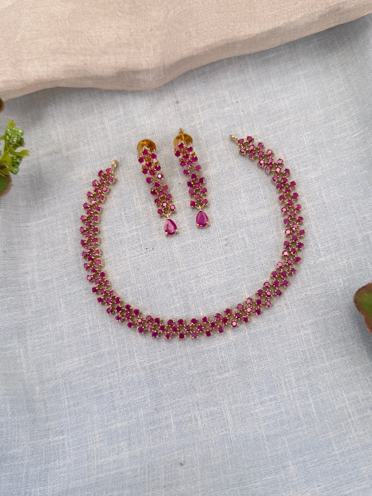 Royal Pearl Stone Short Necklace Set 683 - Mahilas