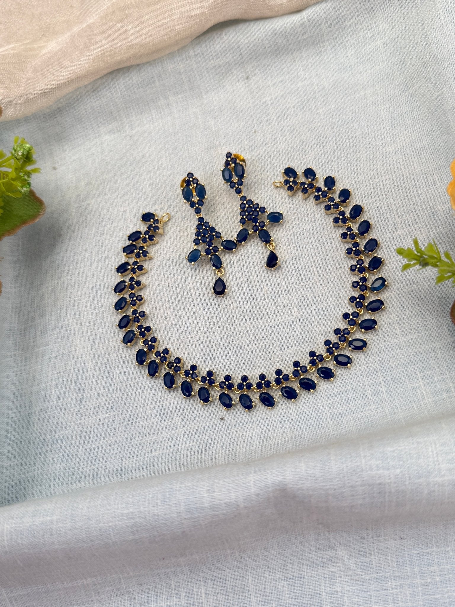 Royal Pearl Stone Short Necklace Set 701 - Mahilas