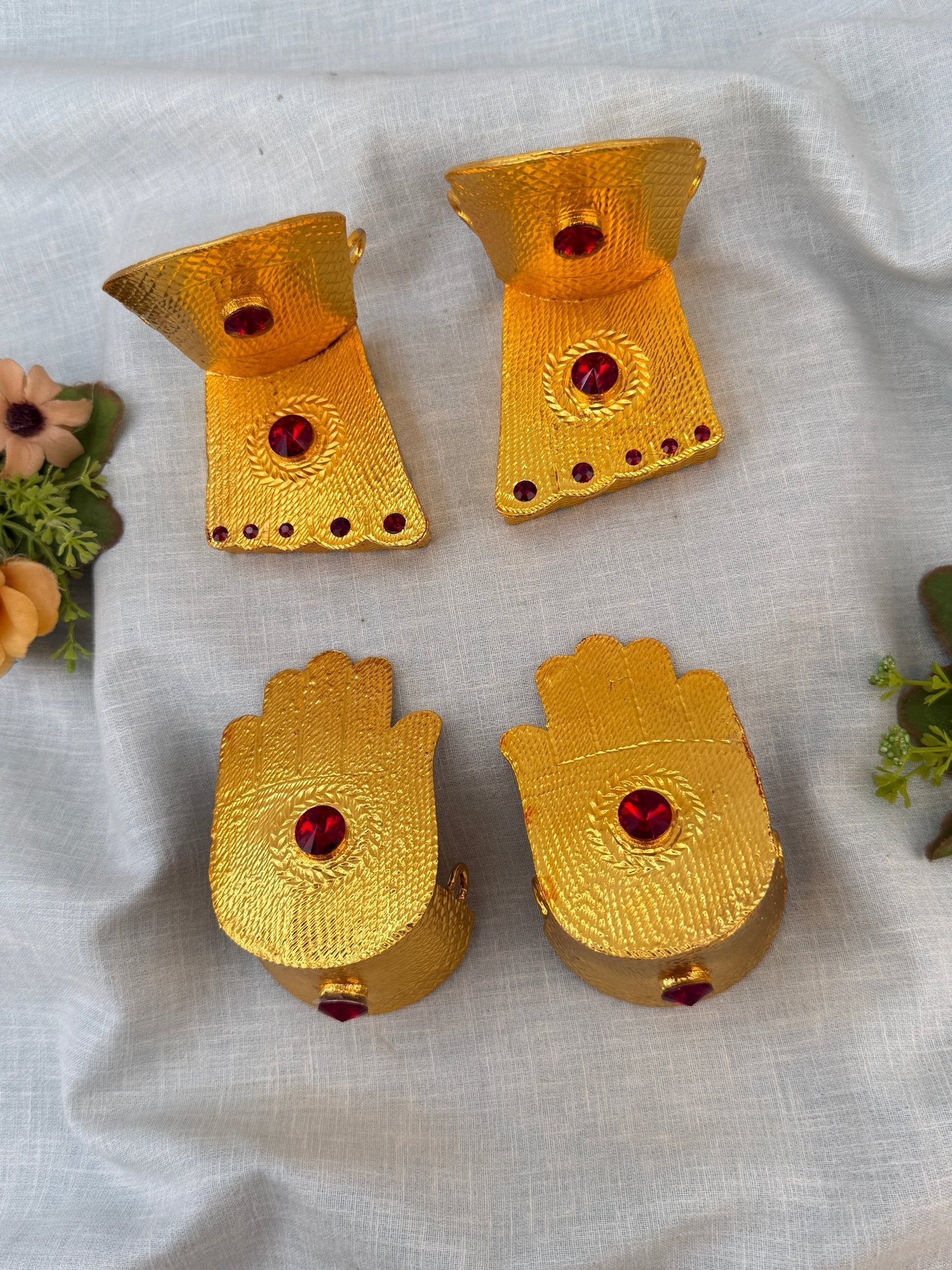 Royal Pure Brass Lakshmi Devi Pada Hasta Set 007 - Mahilas