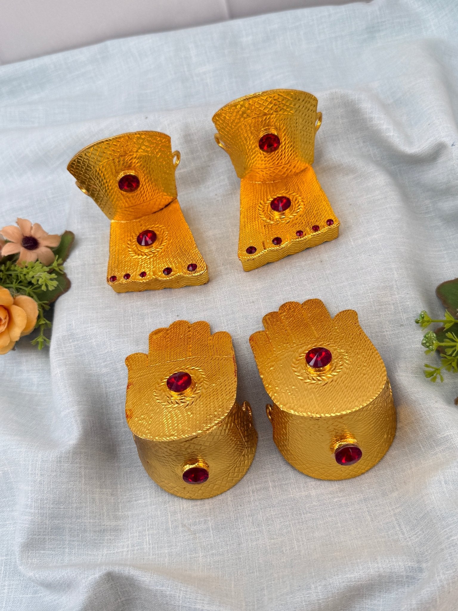 Royal Pure Brass Lakshmi Devi Pada Hasta Set 007 - Mahilas