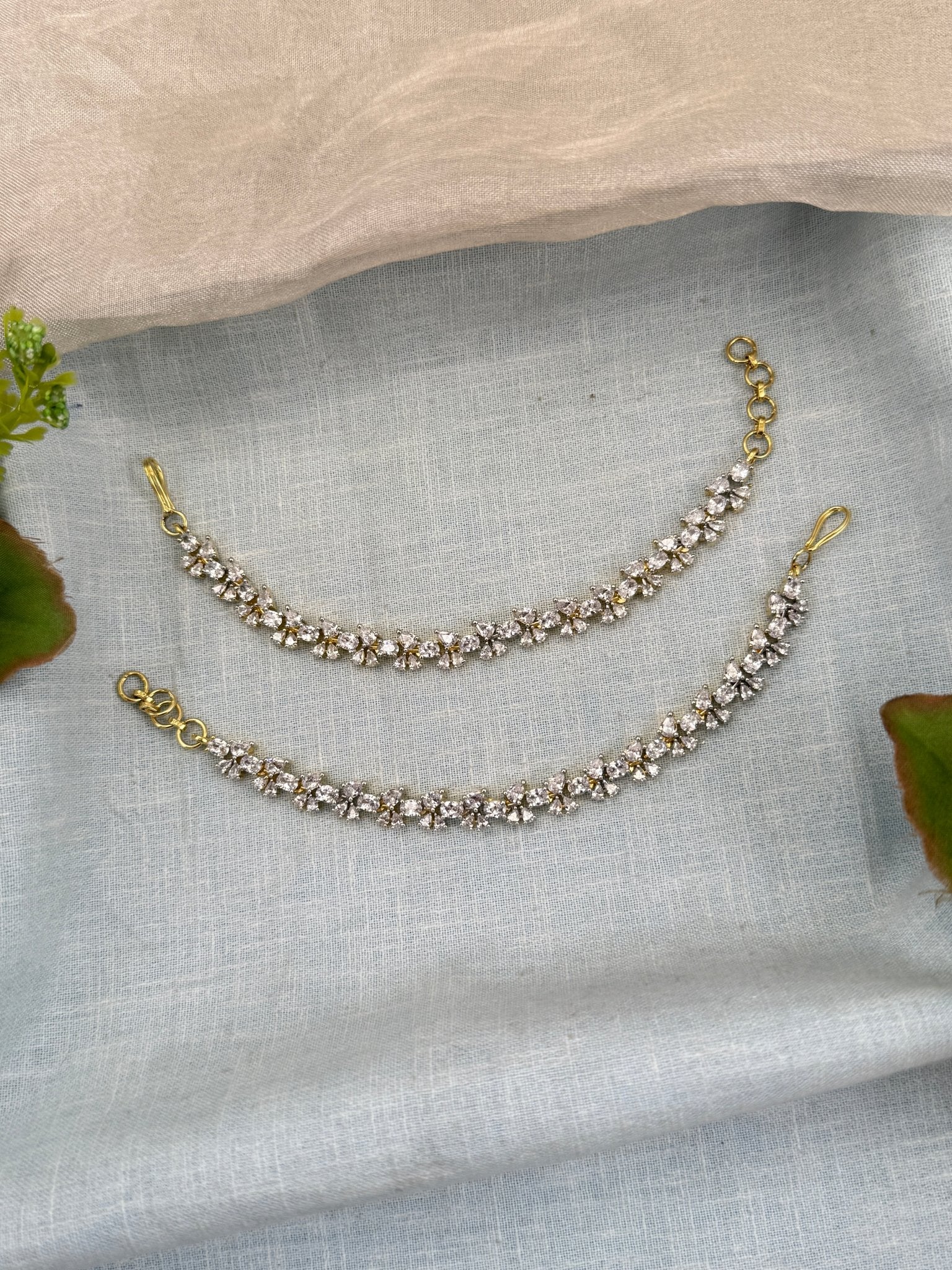 Royal Stone Maatal Earchain 412 - Mahilas