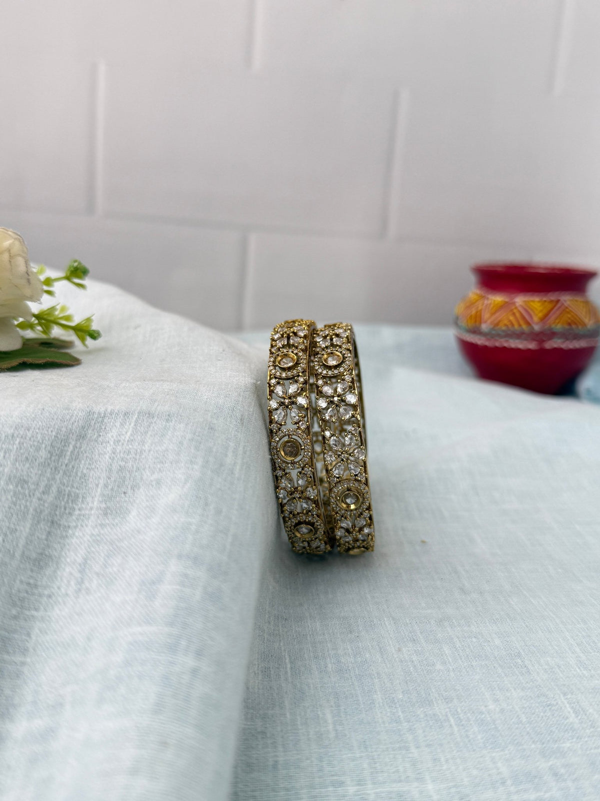 Royal Stone Premium Bangles |Set Of 2| B0421 - Mahilas