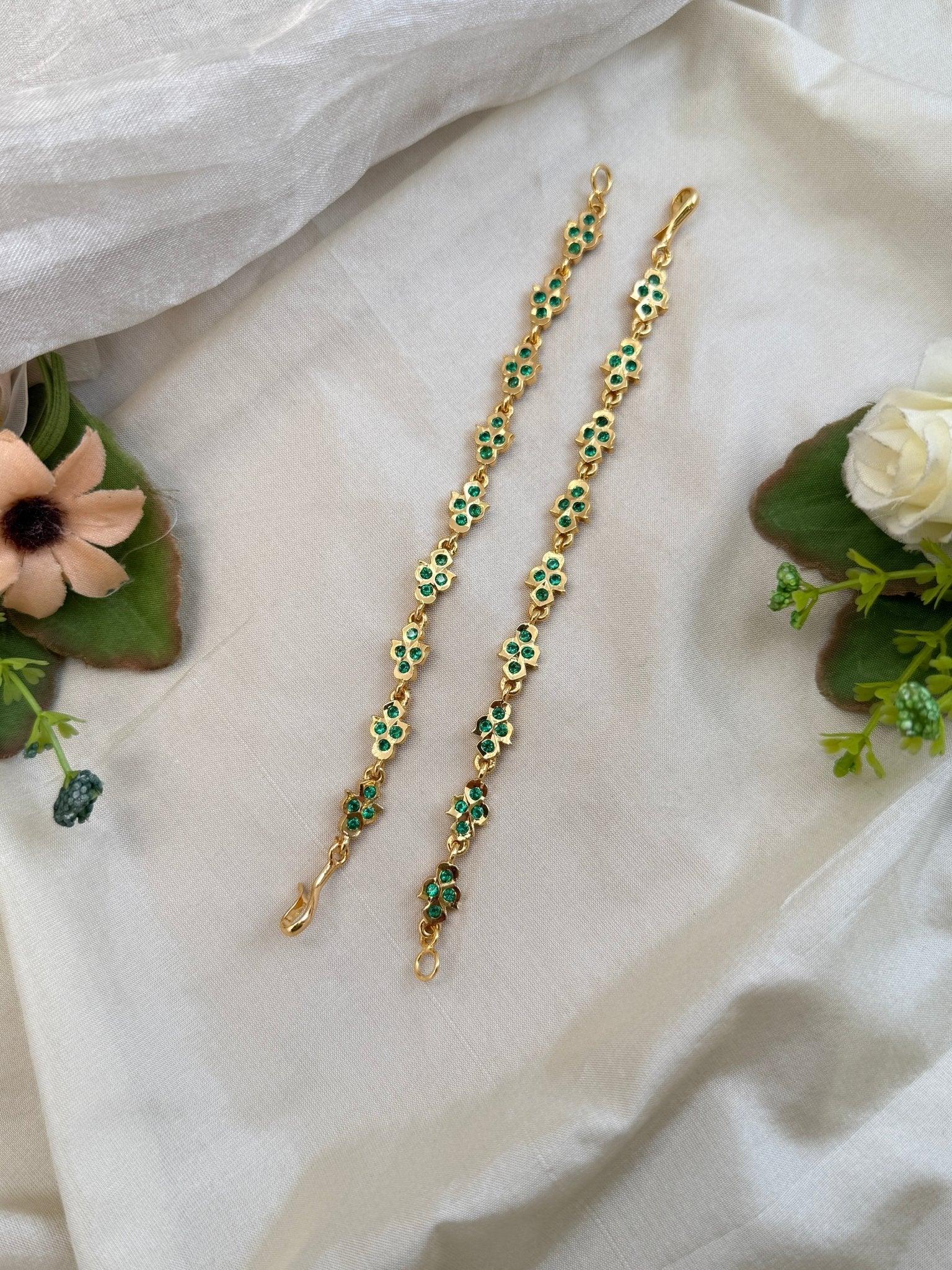 Royal Stone Straight Maatal Earchain 298 - Mahilas