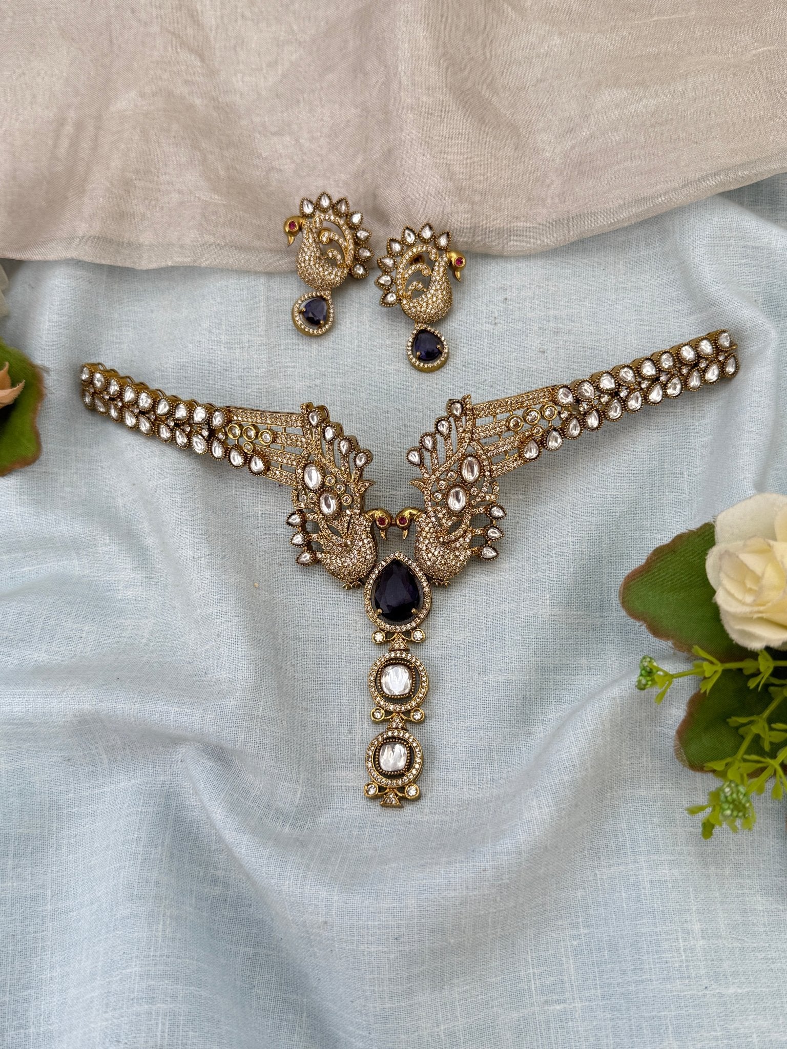 Royal Victorian Hasli Style Peacock Short Necklace Set 674 - Mahilas