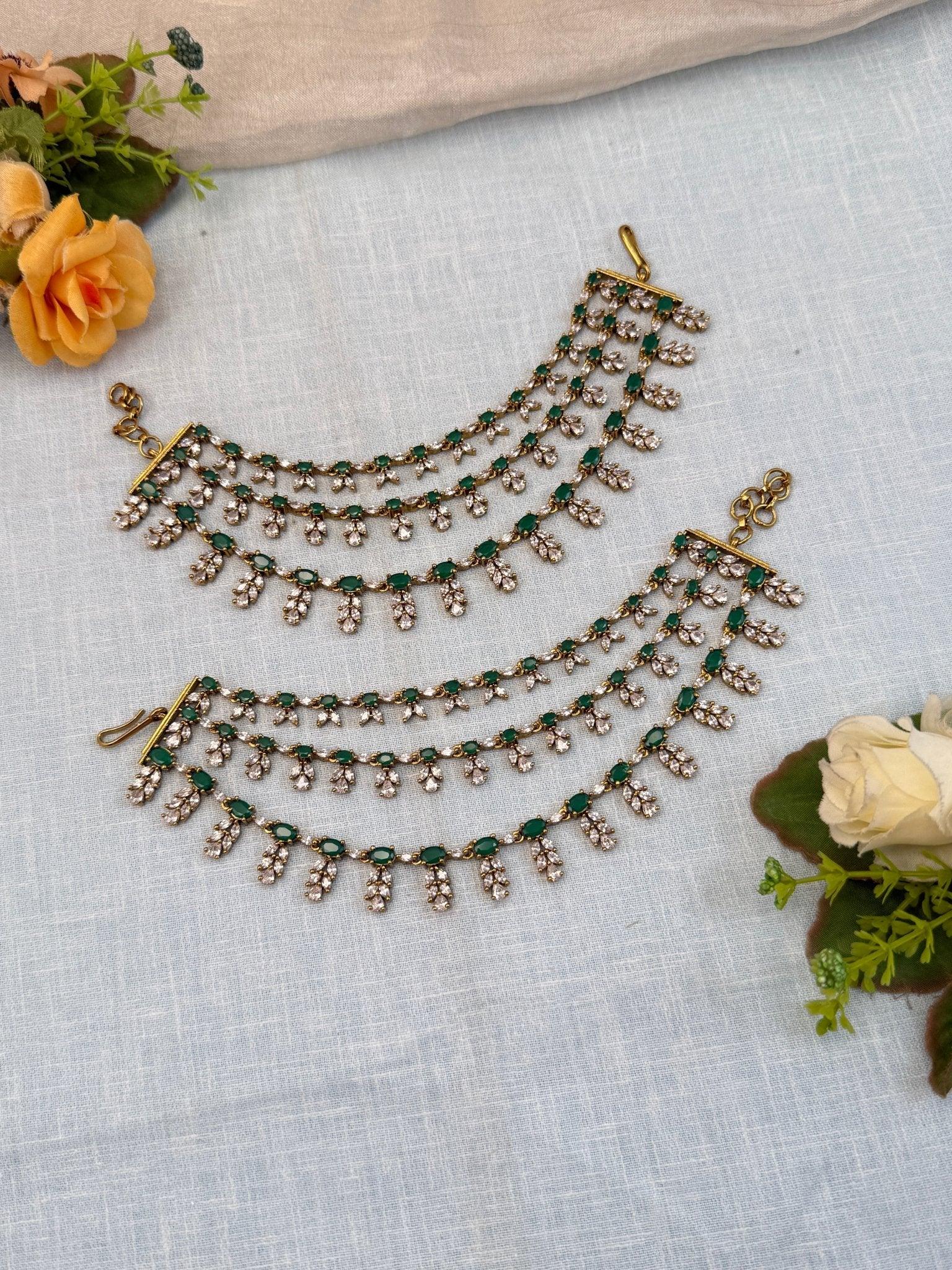 Royal Victorian Stone Maatal Ear Chain 266 - Mahilas