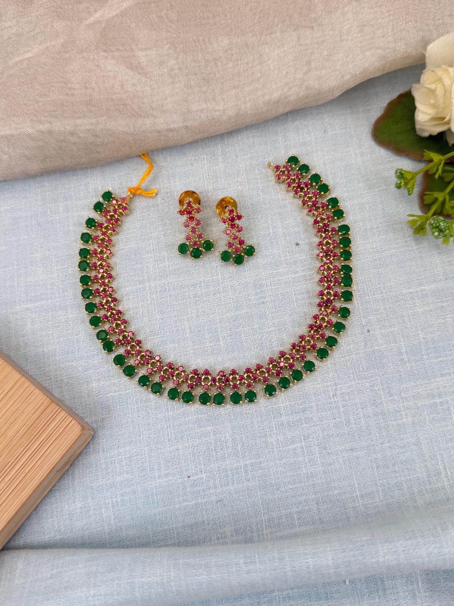 Royal Zircon Stone Short Necklace Set 569 - Mahilas