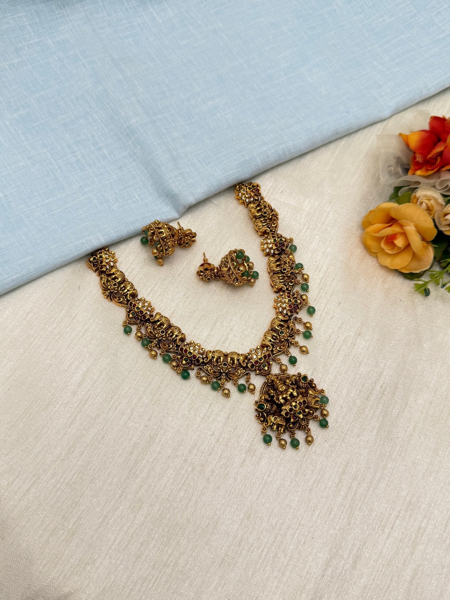 Short Antique Necklace 0709 - Mahilas