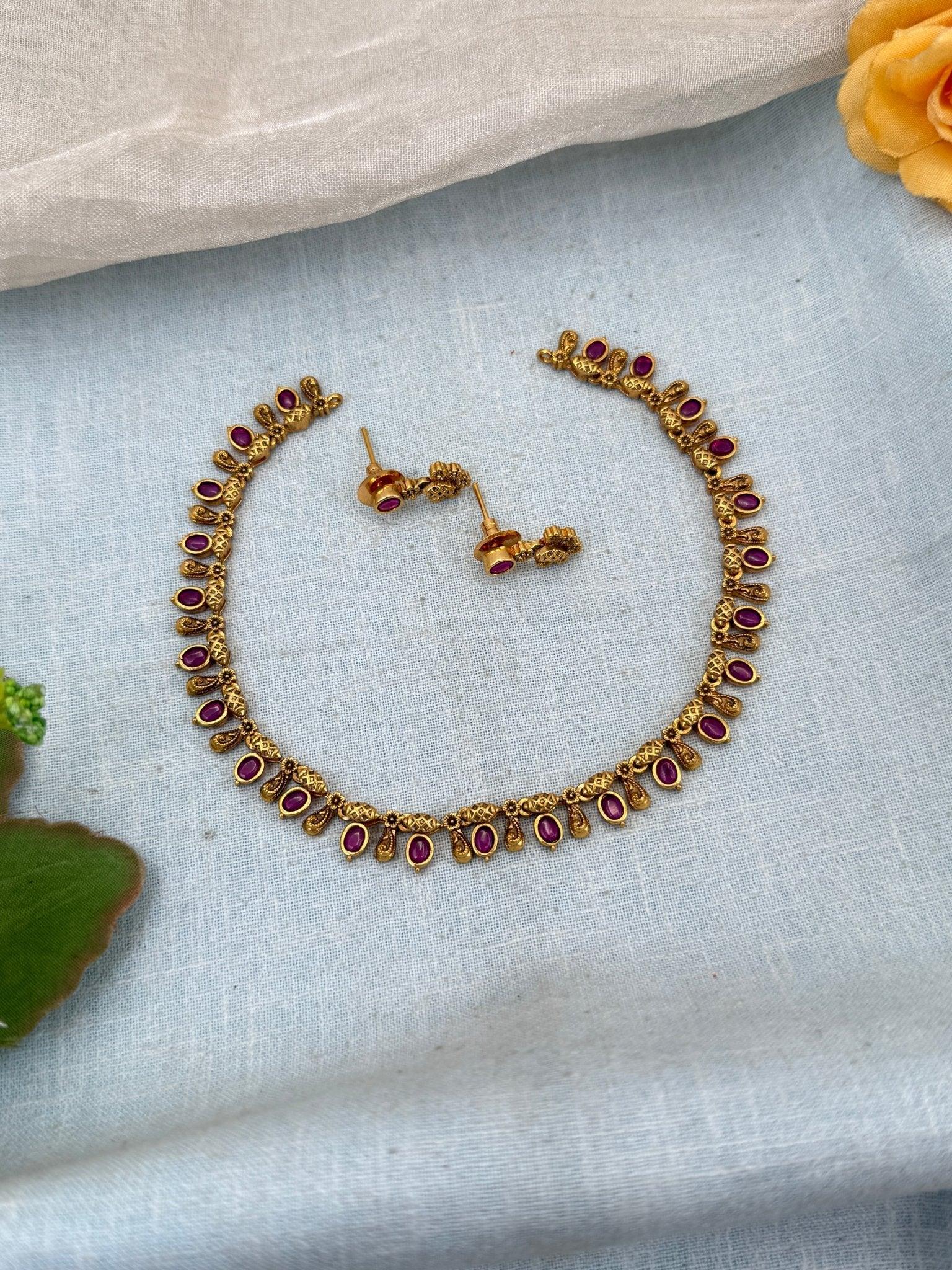 Simple Antique Ruby Stone Short Necklace Set 0149 - Mahilas
