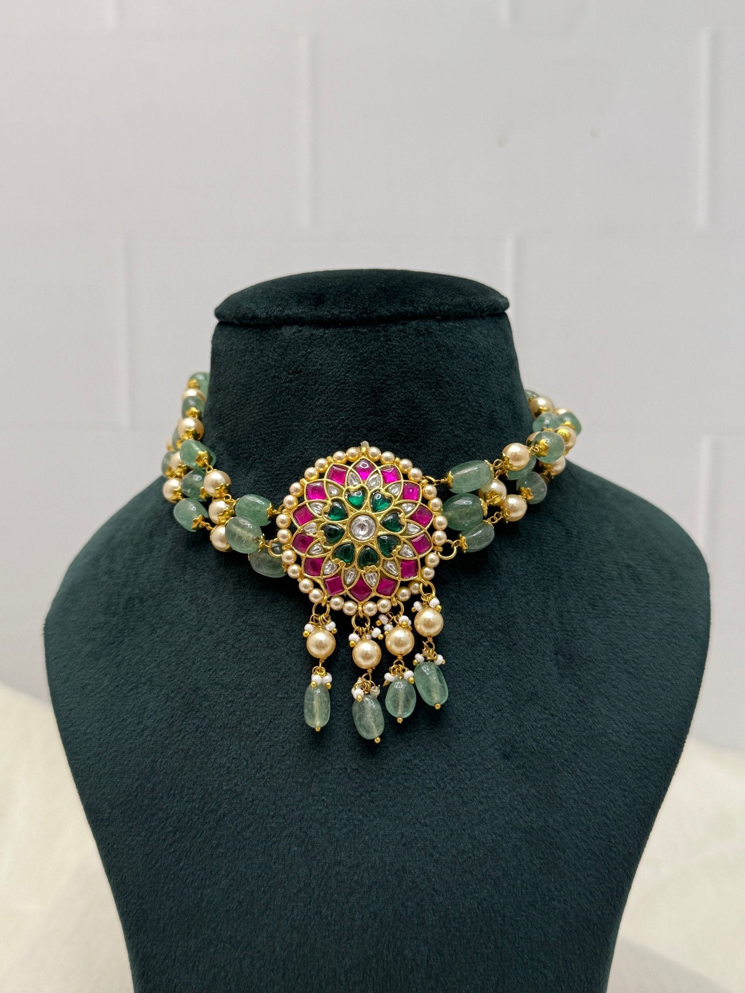 Simple Jadau Kundan Choker Necklace 349 - Mahilas