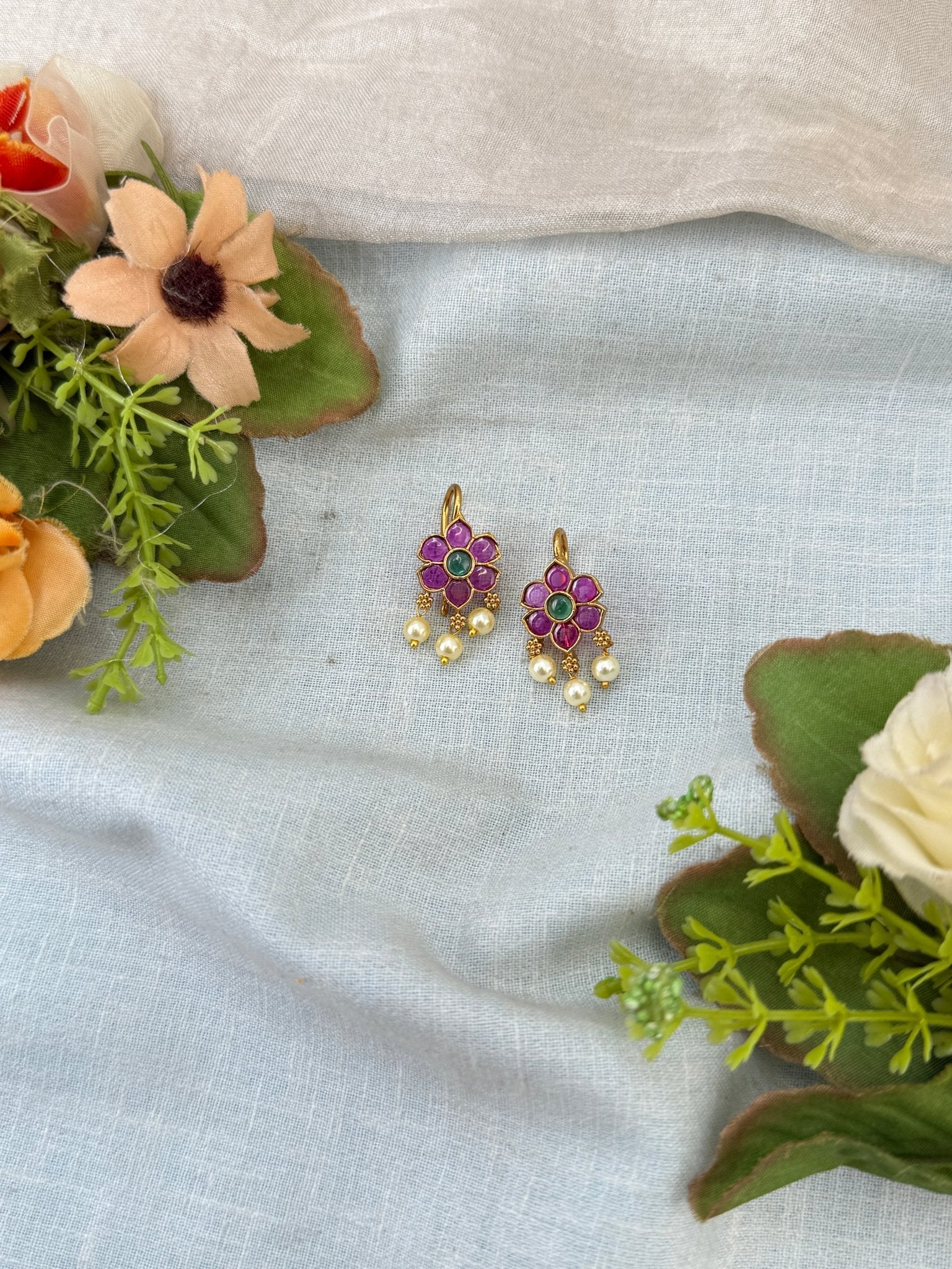 Simple Stone Antique Bugadi Earrings 2010 - Mahilas