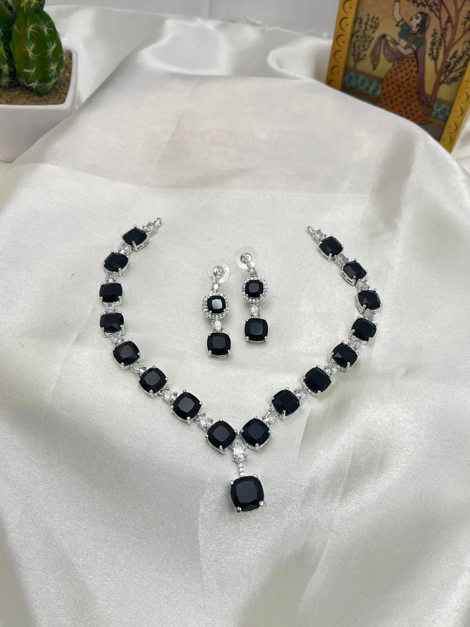 Simple Stone Necklace Set 0083 - Mahilas