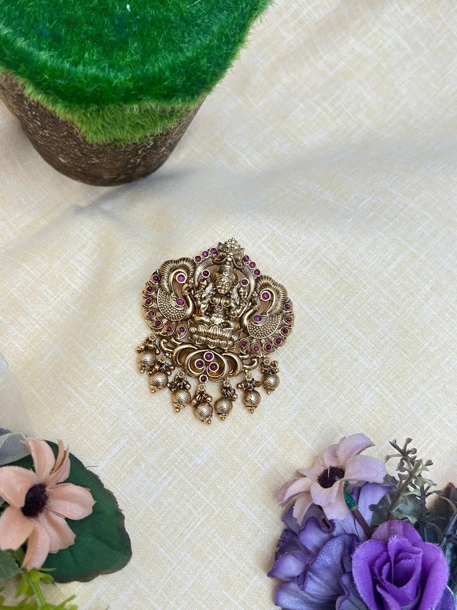 Small Antique Jade Bille 0423 - Mahilas
