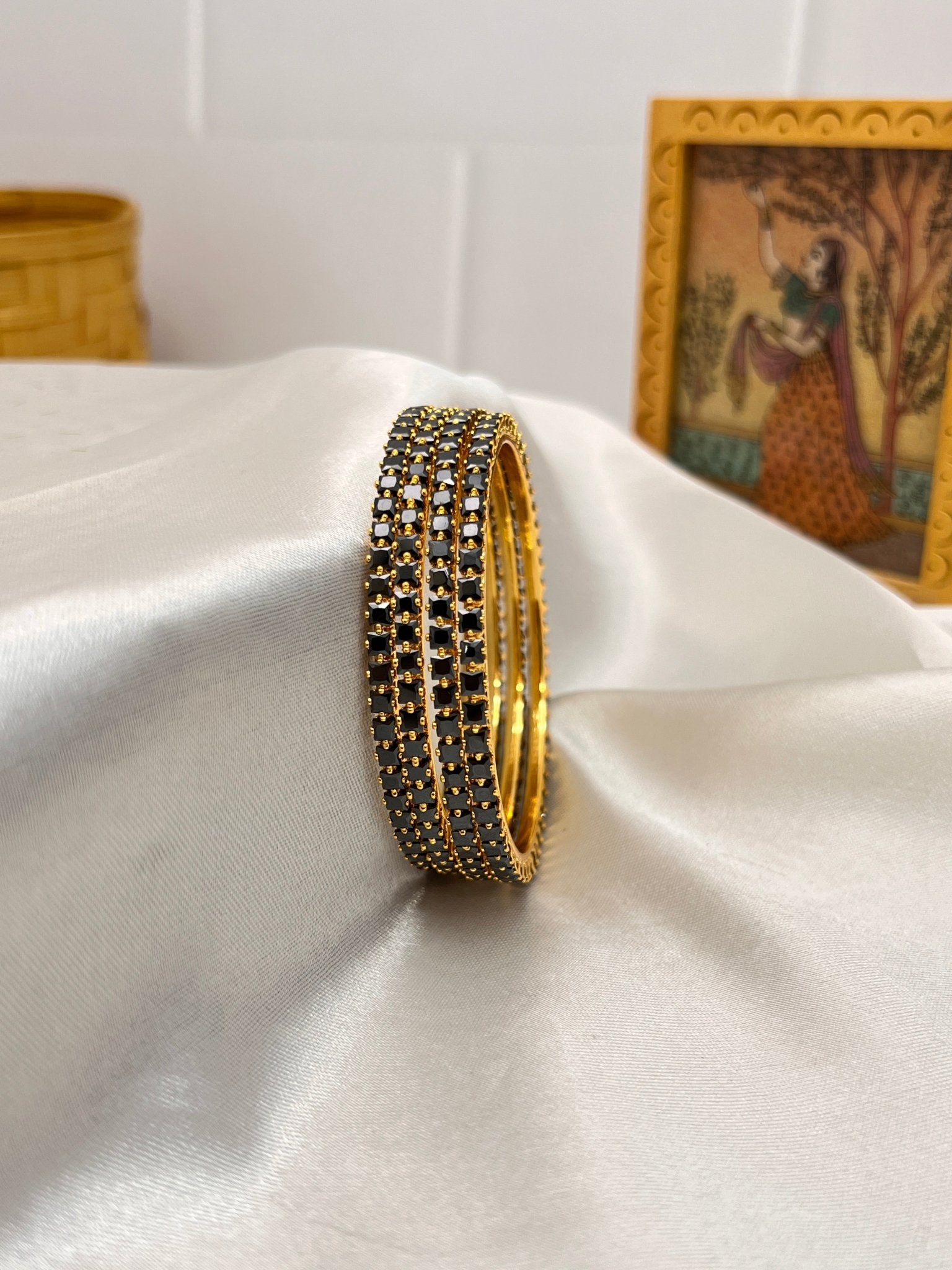 Stone Bangle 0296 - 2 Colours - Mahilas