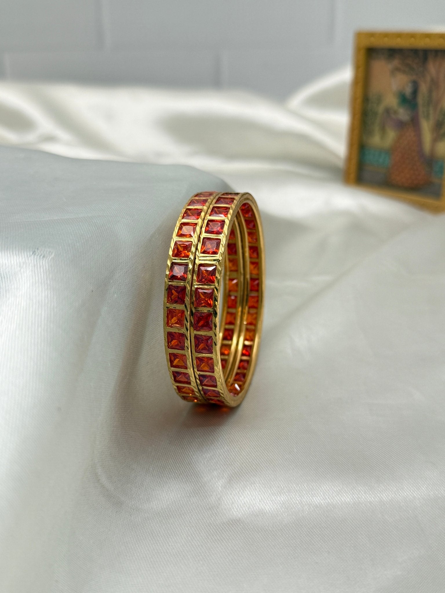 Stone Bangle - Swarna - Mahilas