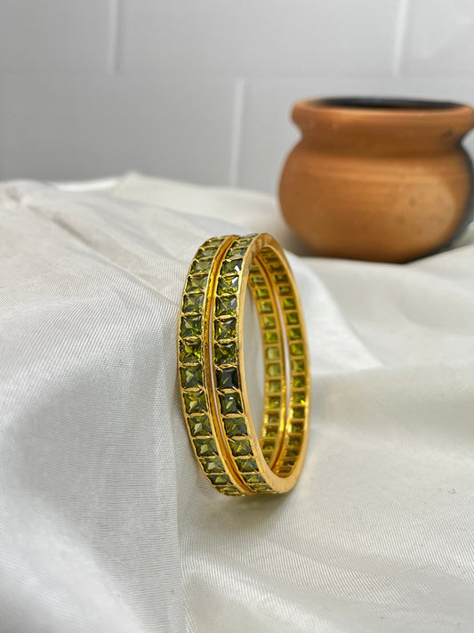 Stone Bangle - Swarna - Mahilas