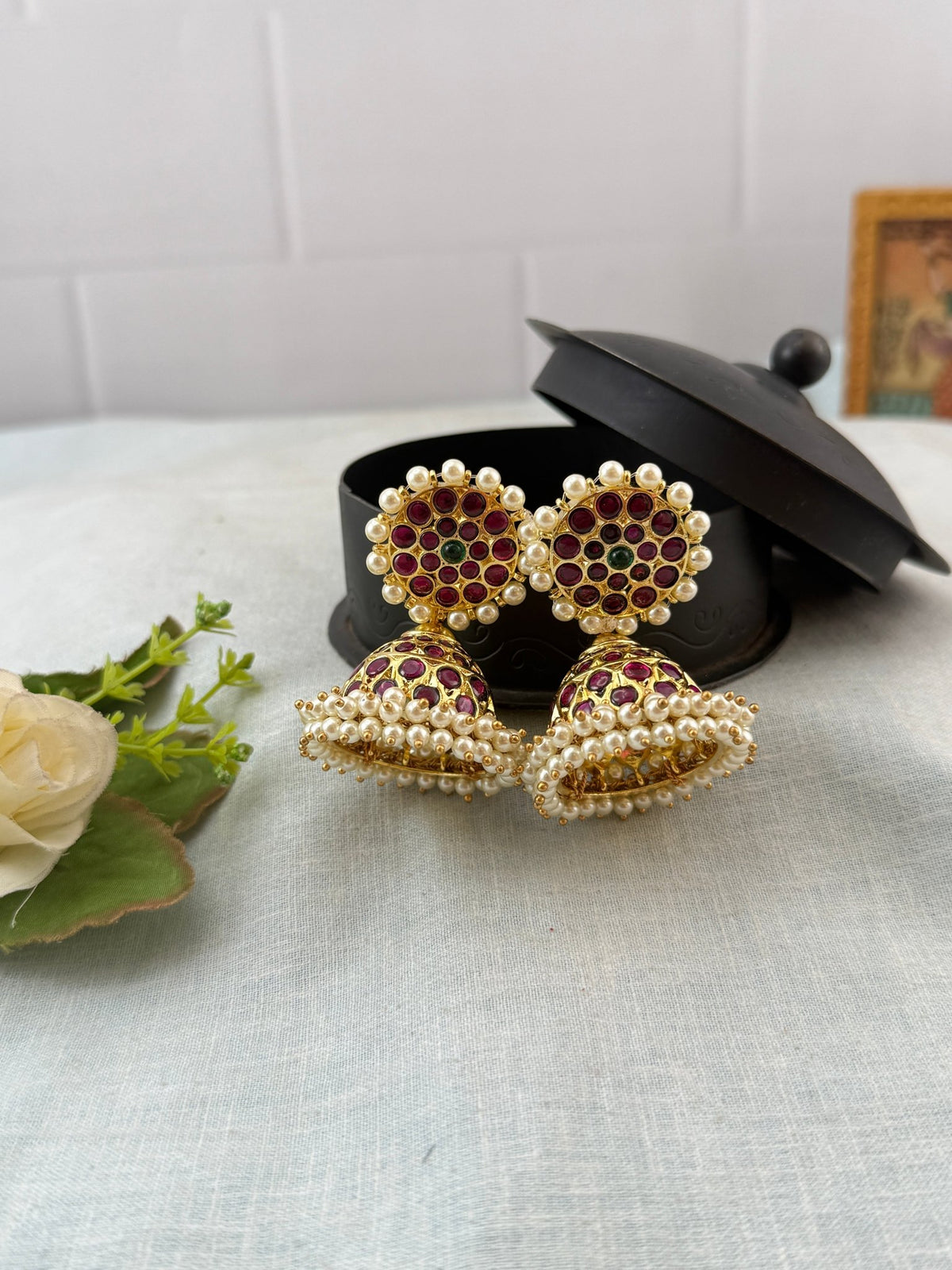 Temple Jhumka | 001 - Mahilas