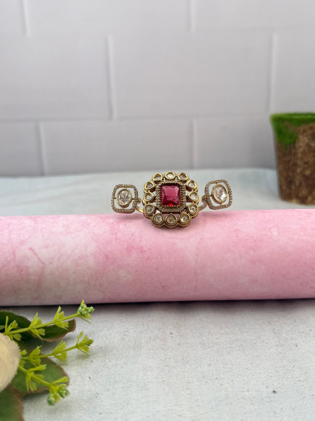 Victorian Kundan Finger Ring Cuff | F0046 - Mahilas