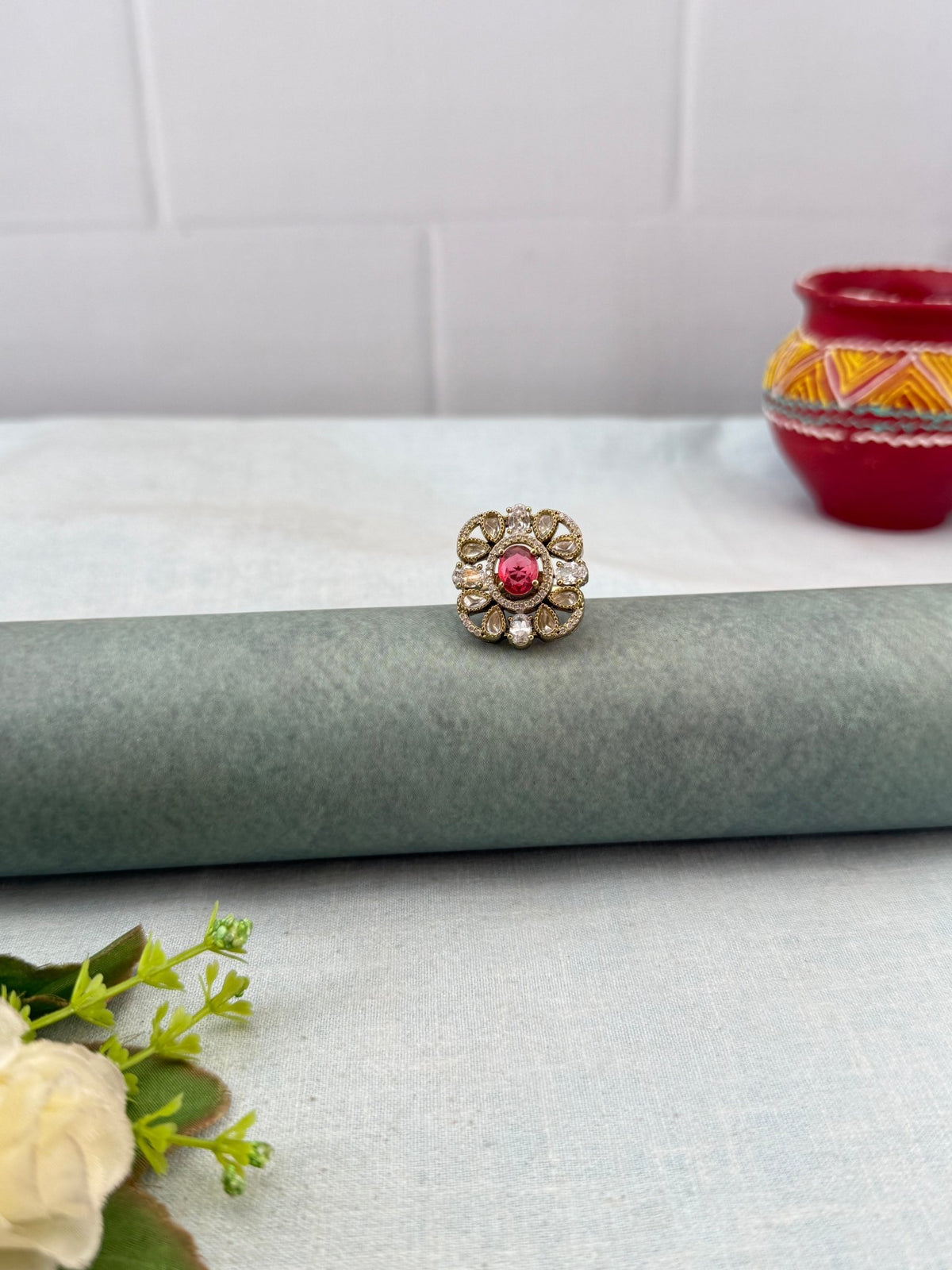 Victorian Kundan Finger Ring | F0009 - Mahilas