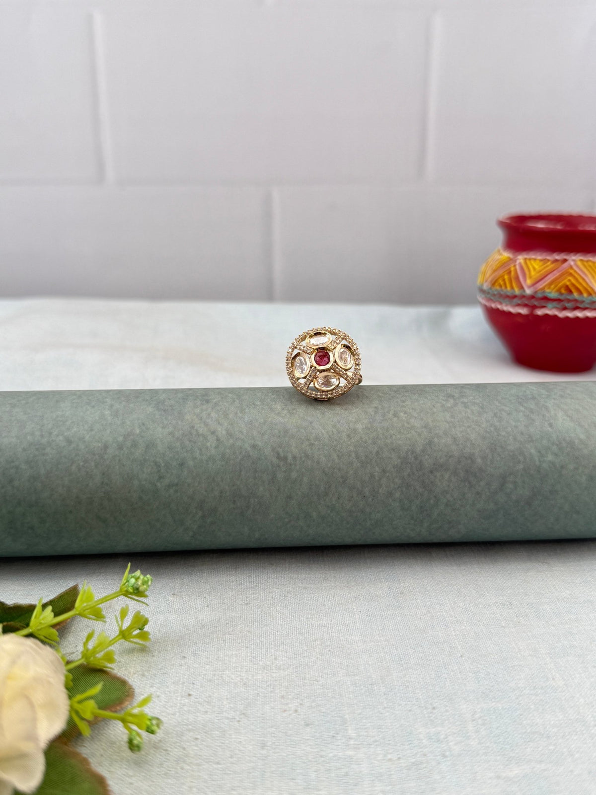 Victorian Kundan Finger Ring | F0018 - Mahilas